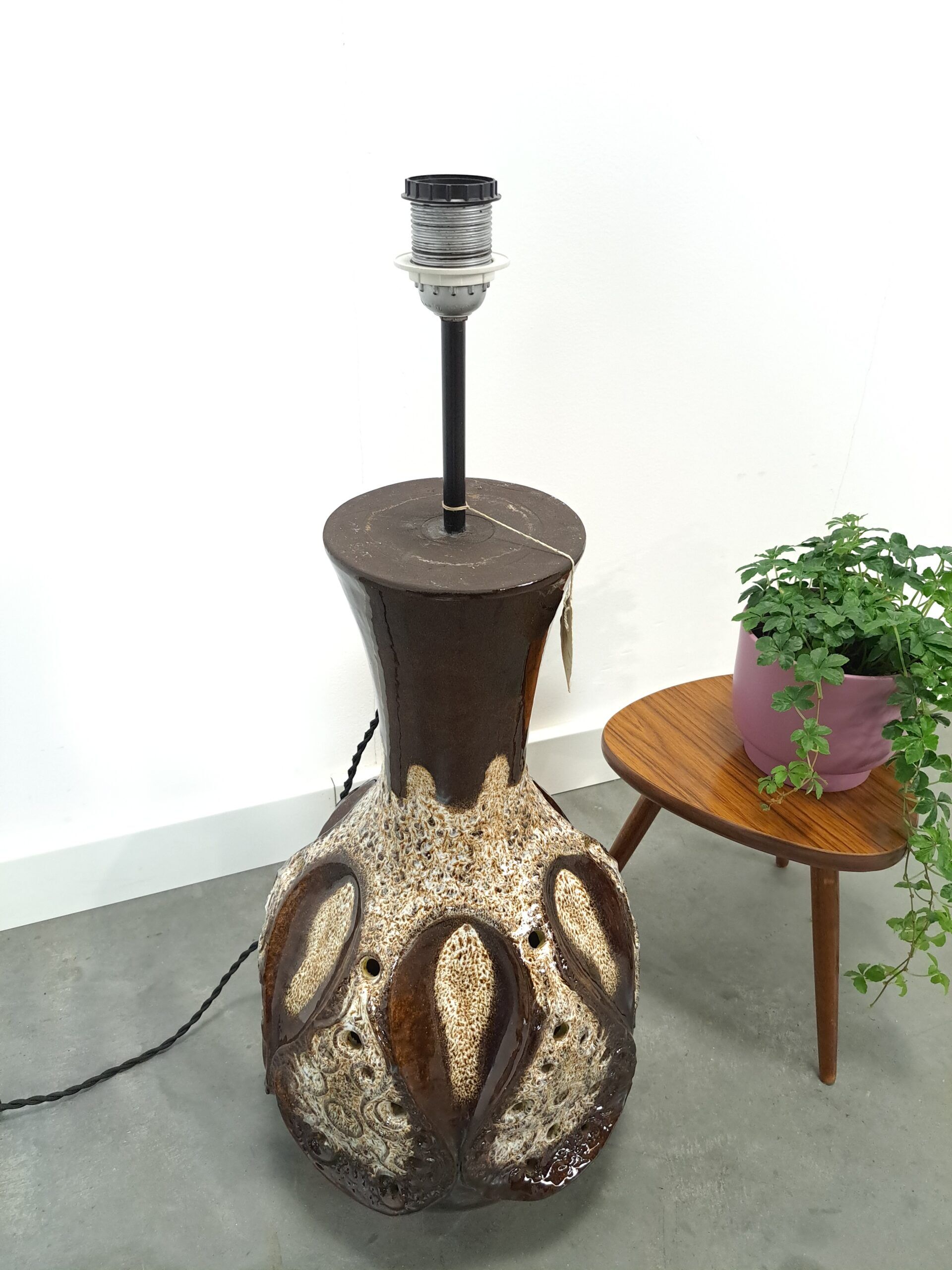 Lampe en céramique marron de Besigheimer Leuchten avec base éclairée