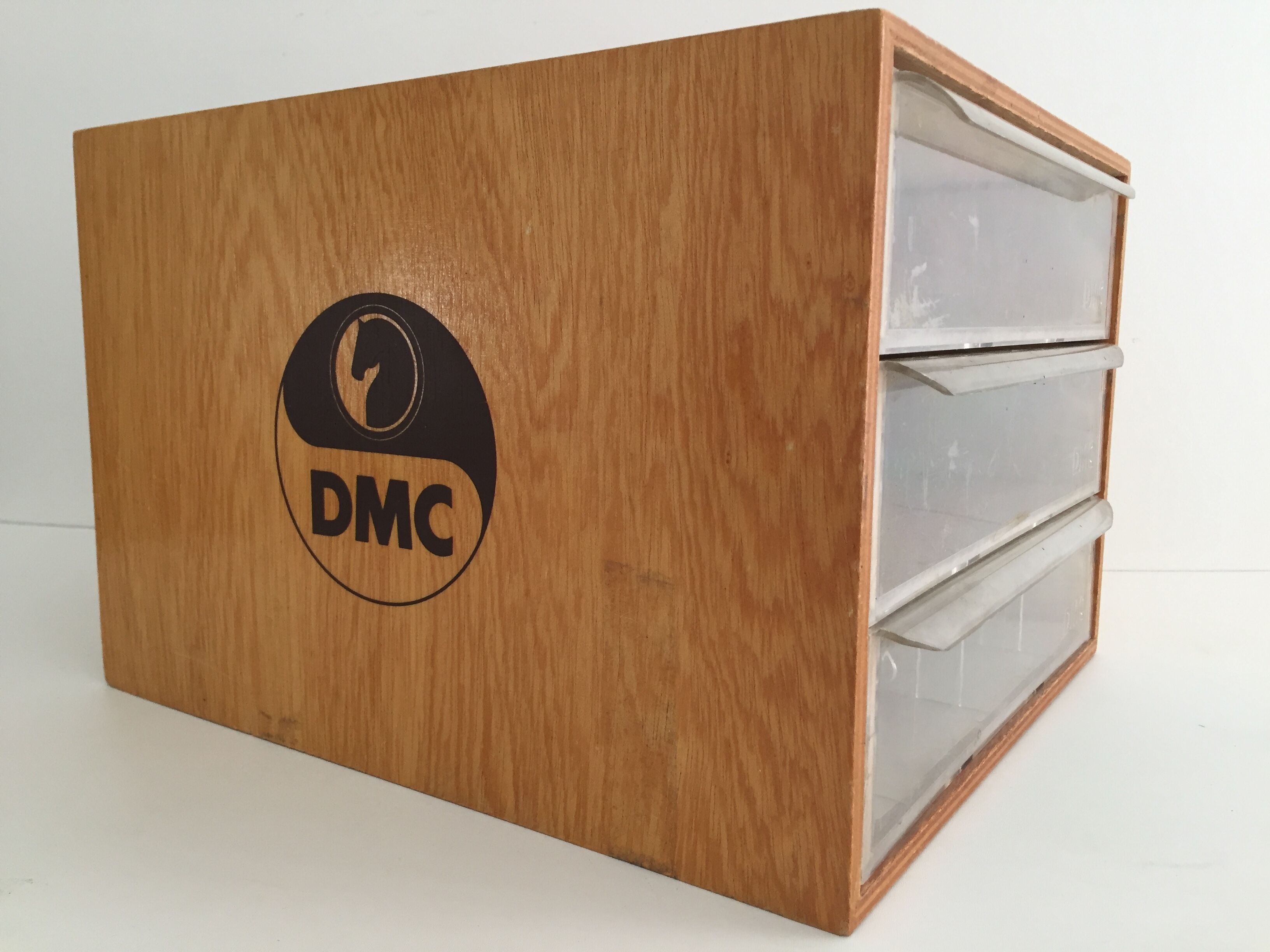 Box of mercer dmc