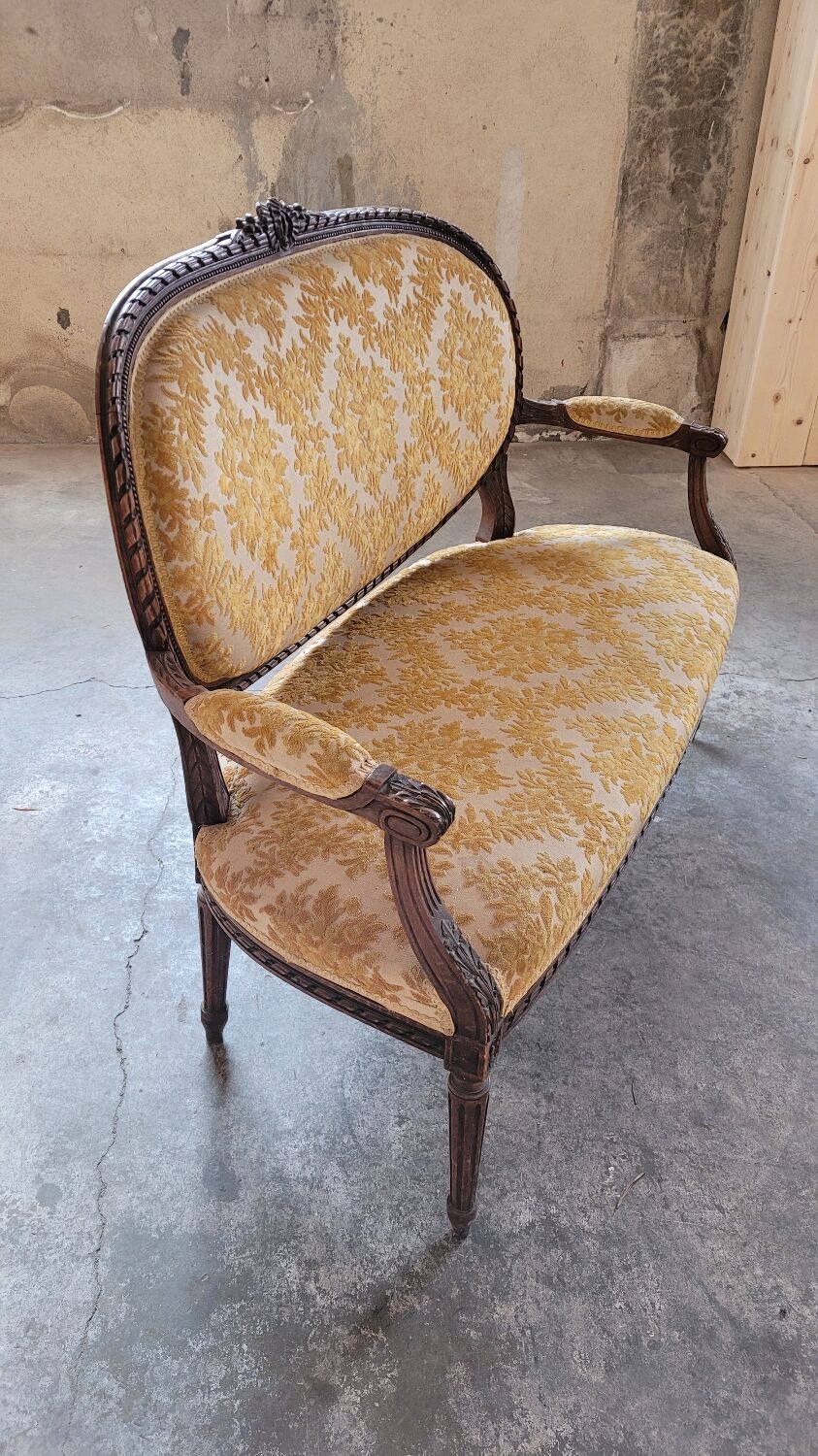 Louis XVI style sofa bench carved