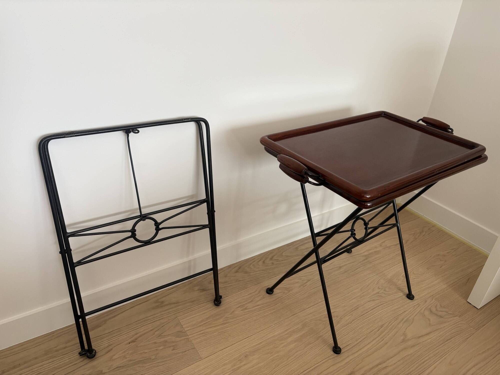 Pair of folding serving tables Grange in wood and wrought iron