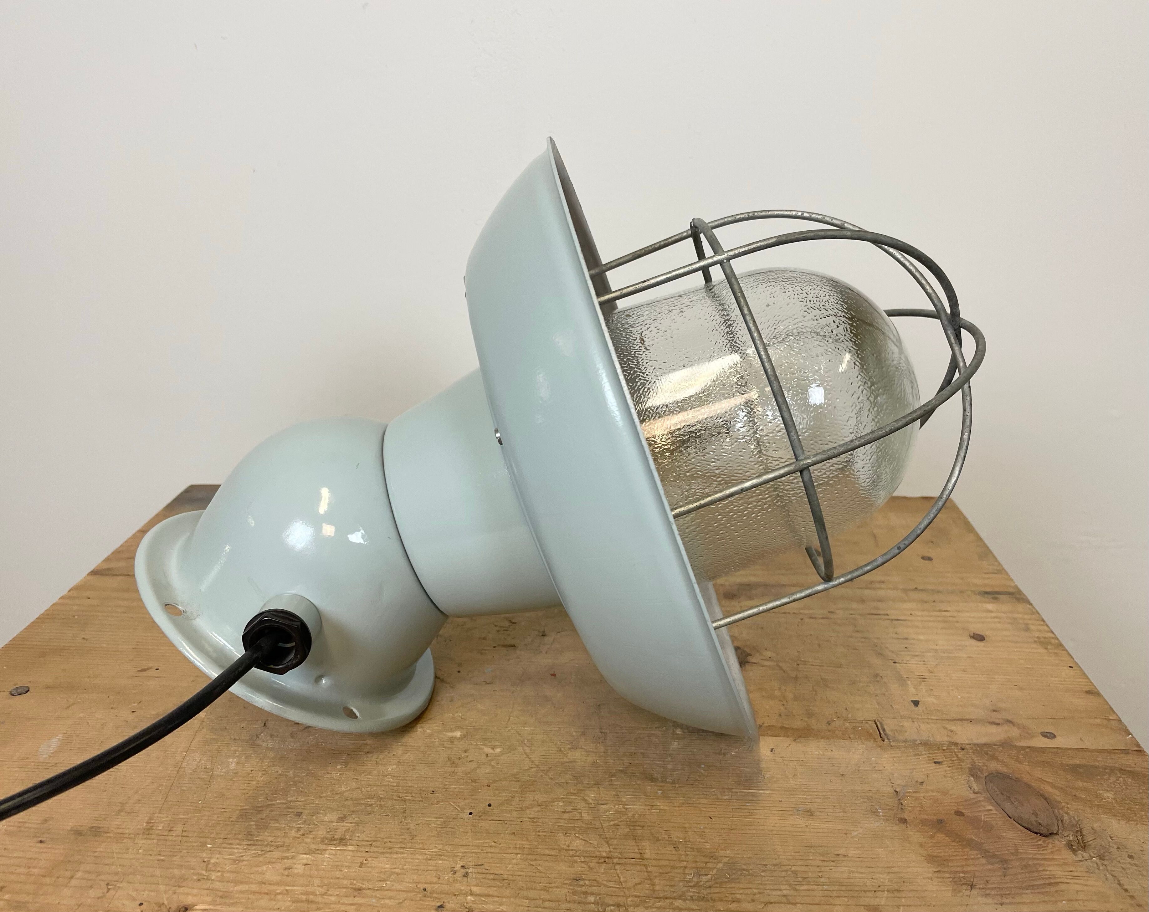 Industrial aluminum wall lamp, 1960s