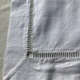 Embroidered pillowcase MC daytime relief pellets Métis scale