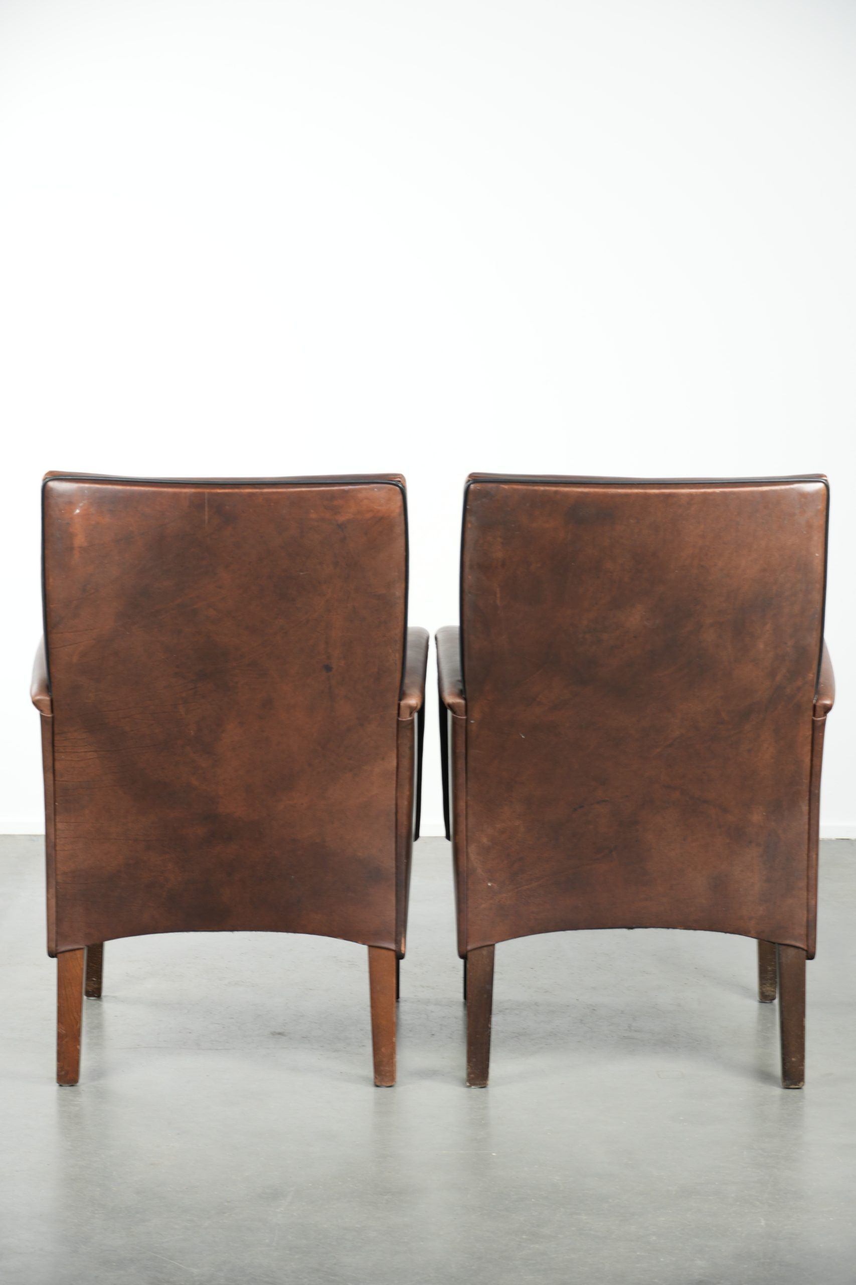 Set of 2 dining chairs / side chairs with armrests made of cowhide leather