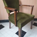 Paire de bridges en velours vert et bois foncé