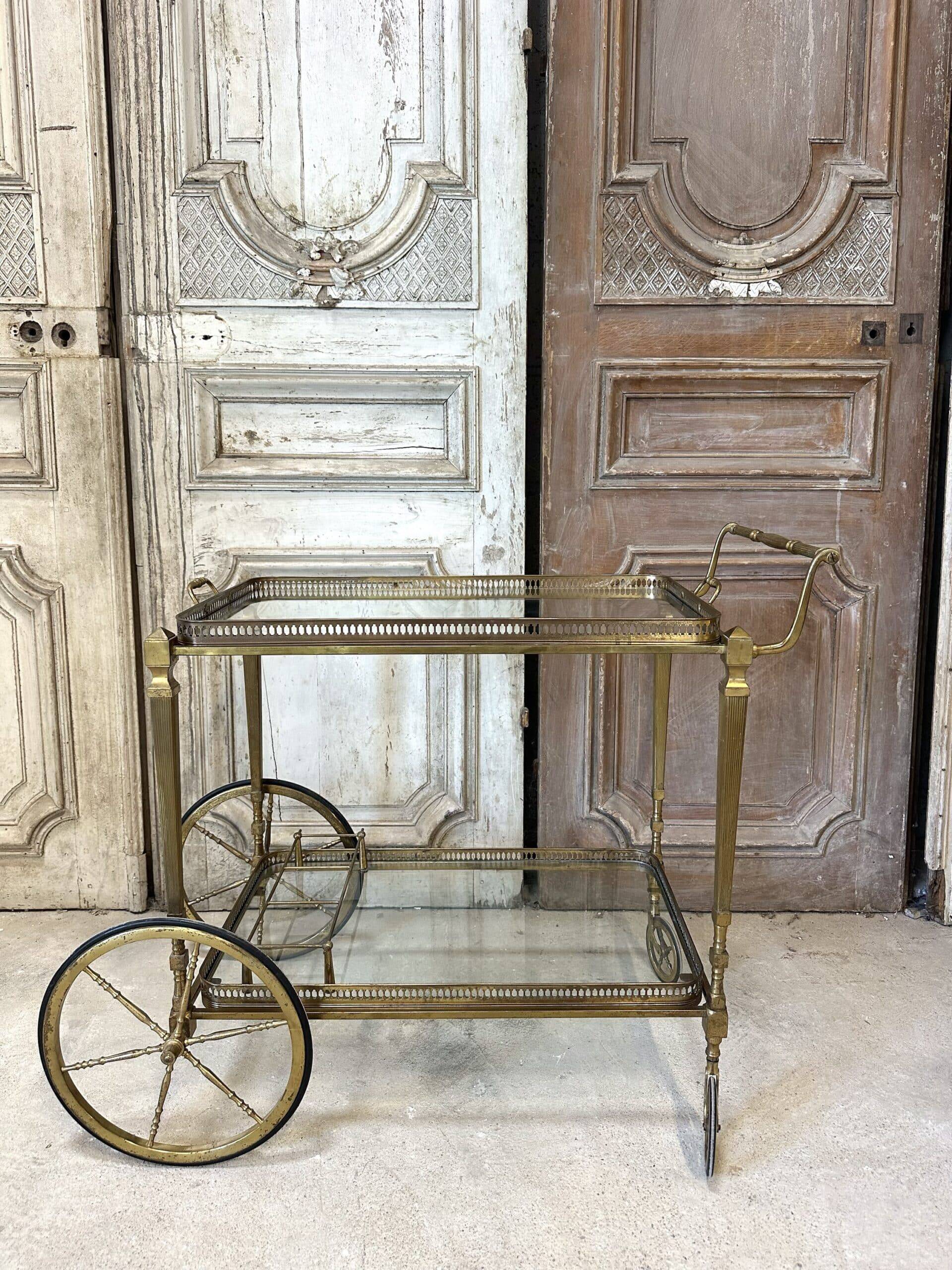 Rolling bar cart in brass and bronze circa 1960