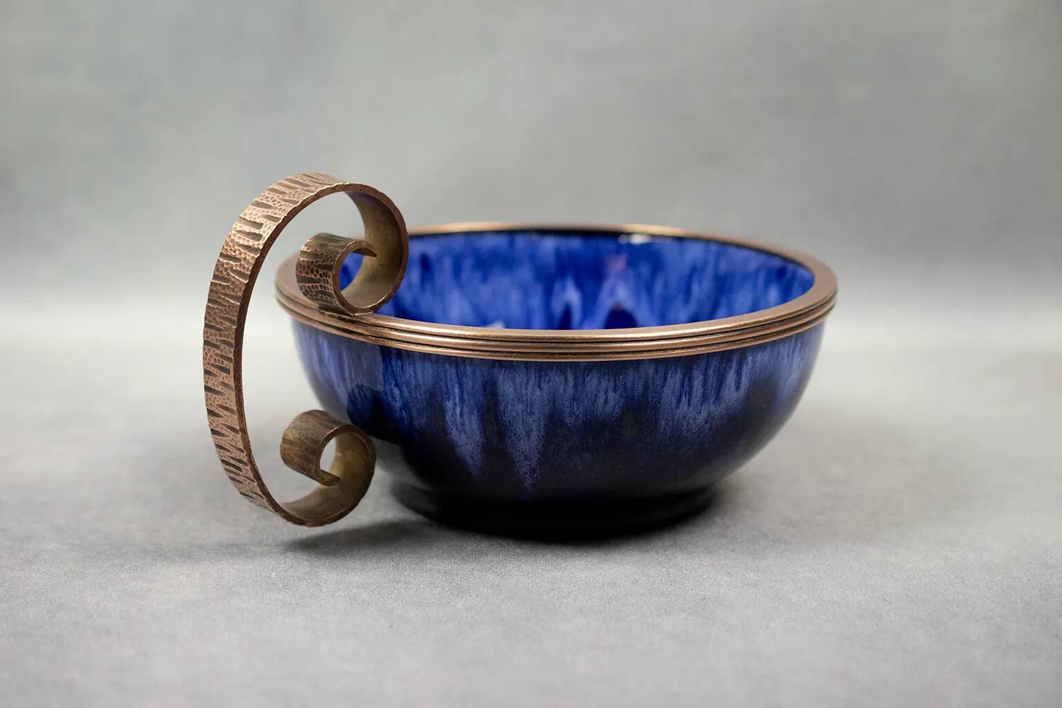 Art Nouveau cup "Marquise de Sévigné" by André Villien, circa 1910