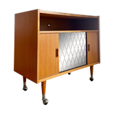 Meuble bar vintage sur roulettes