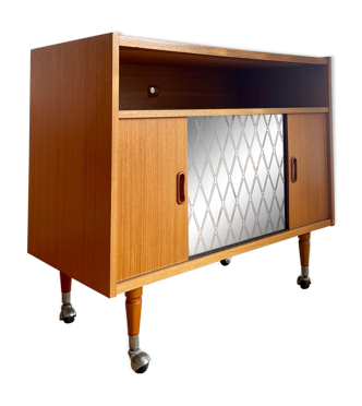 Meuble bar vintage sur roulettes