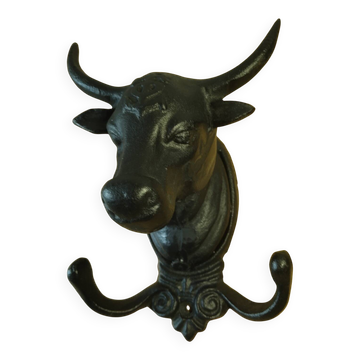 Wall-mounted coat hook in cast iron, bull's head and Camargue cross