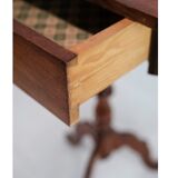 Side Table on a Mahogany Pillar from Around the Year 1850s