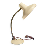 Articulated desk lamp