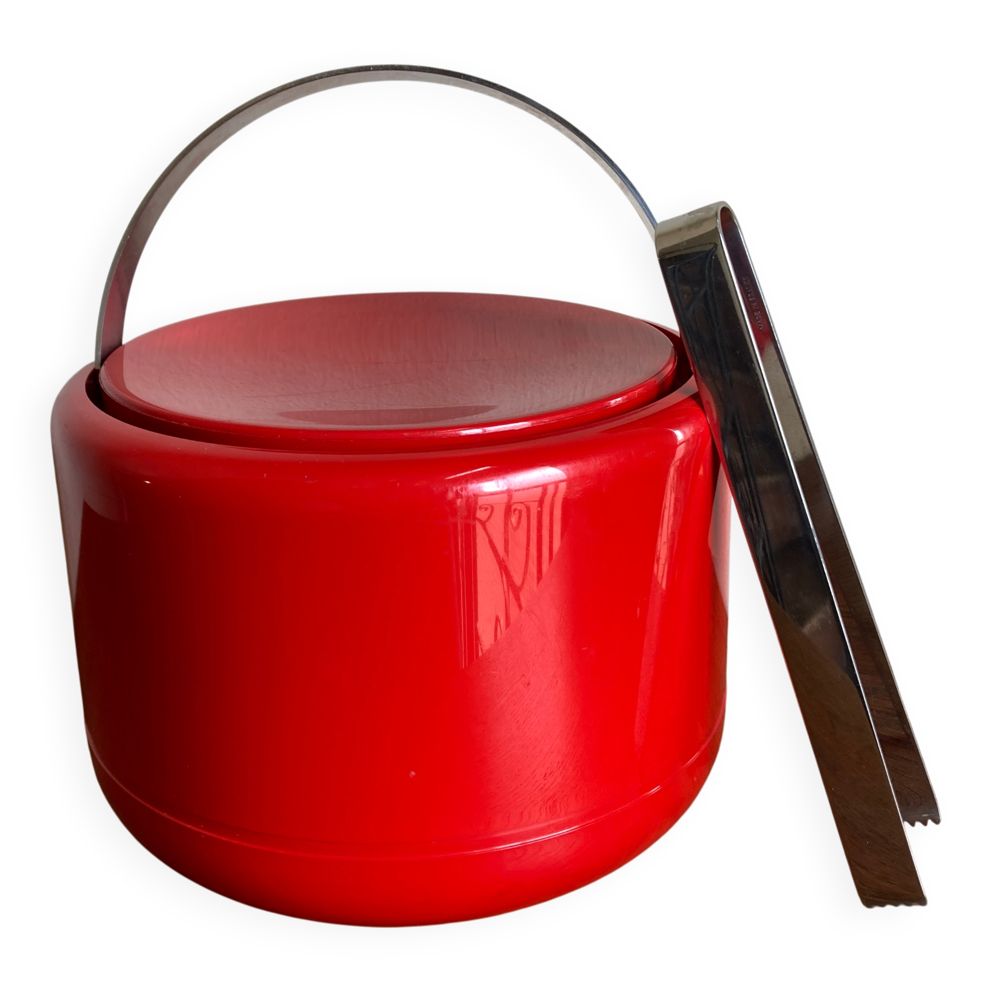 Stelton Denmark ice bucket in red ABS, Space Age pop 1960.