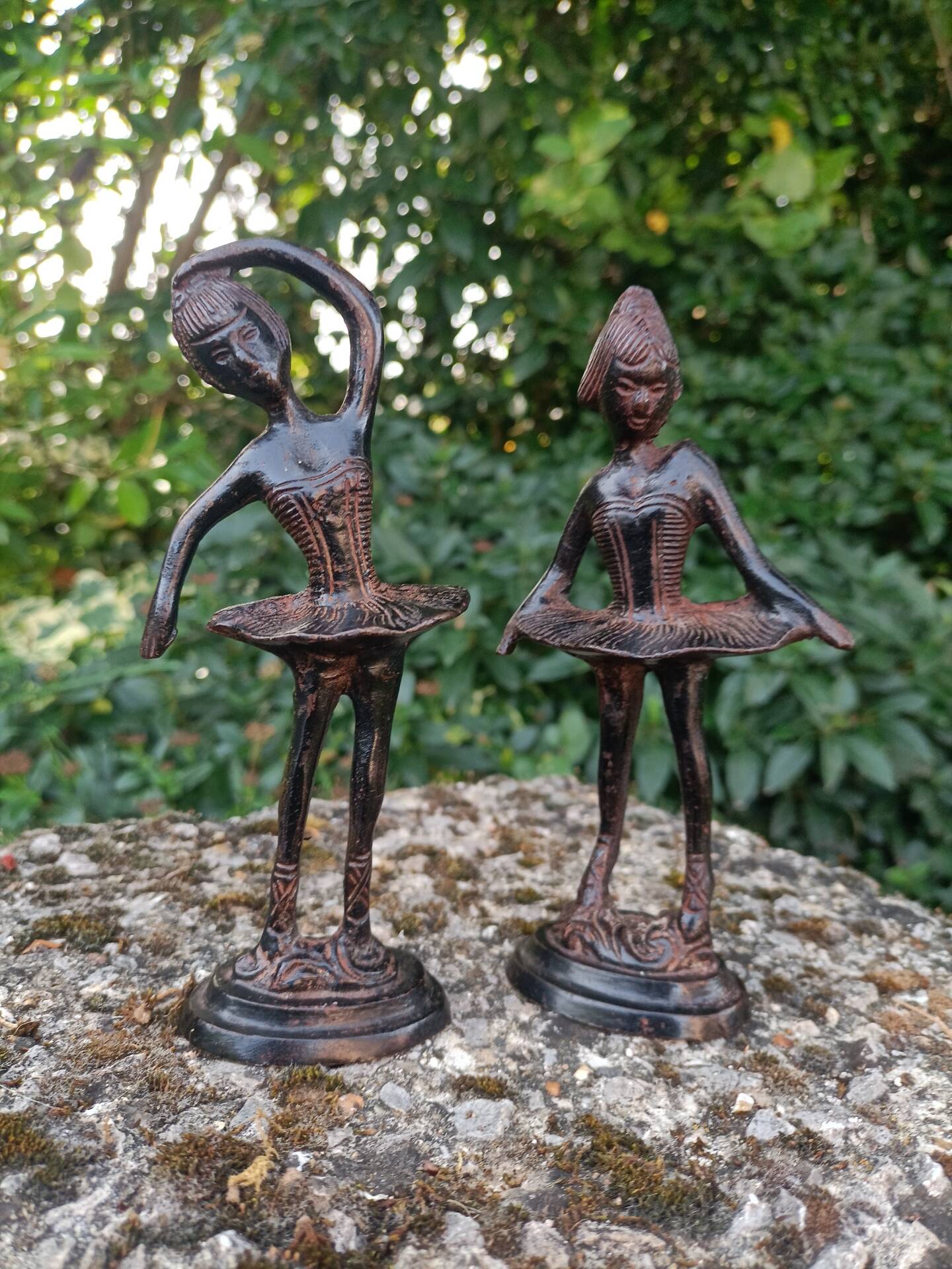 Sculptures Dancing Stars