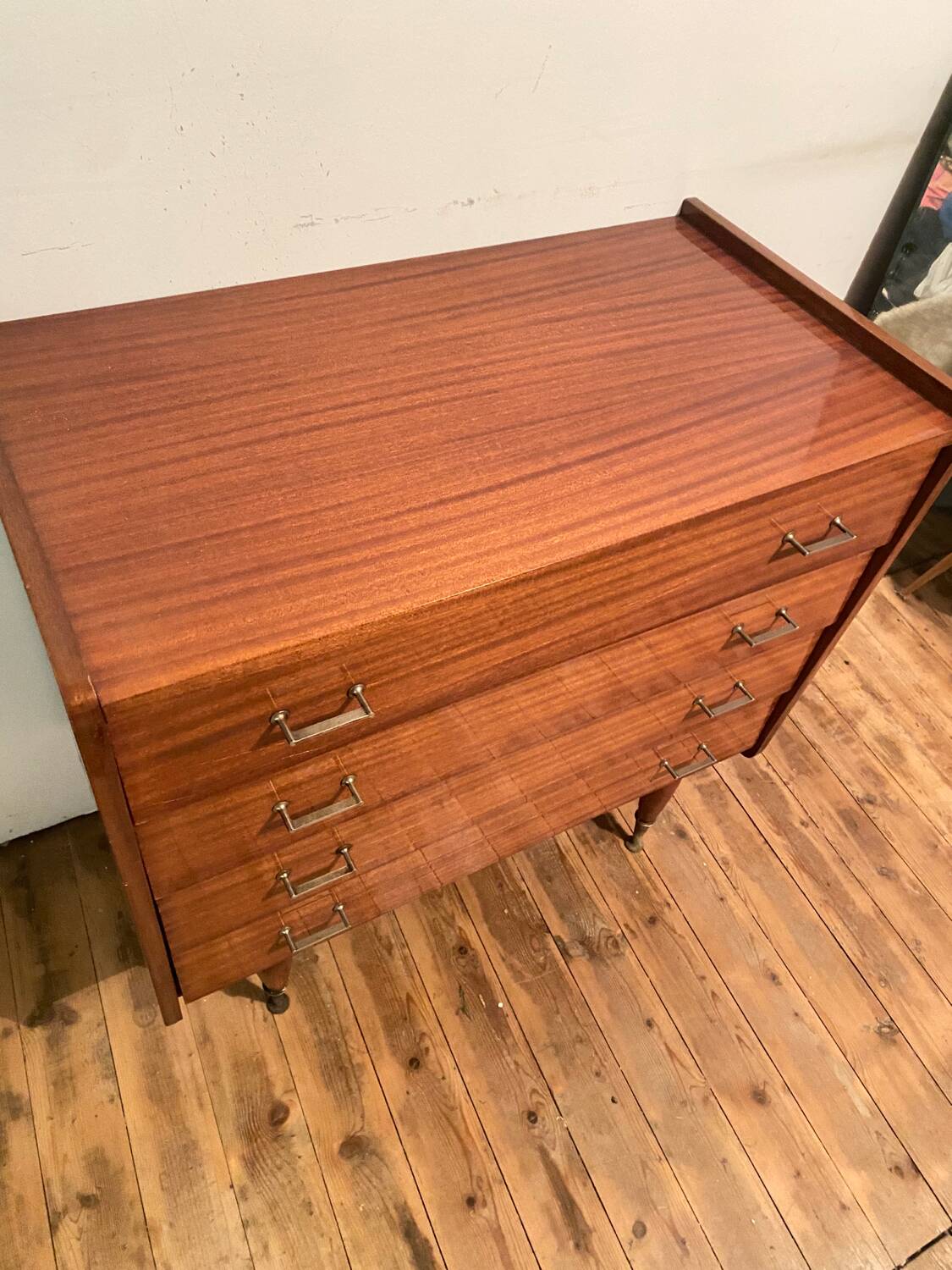 Commode en bois verni, 1960
