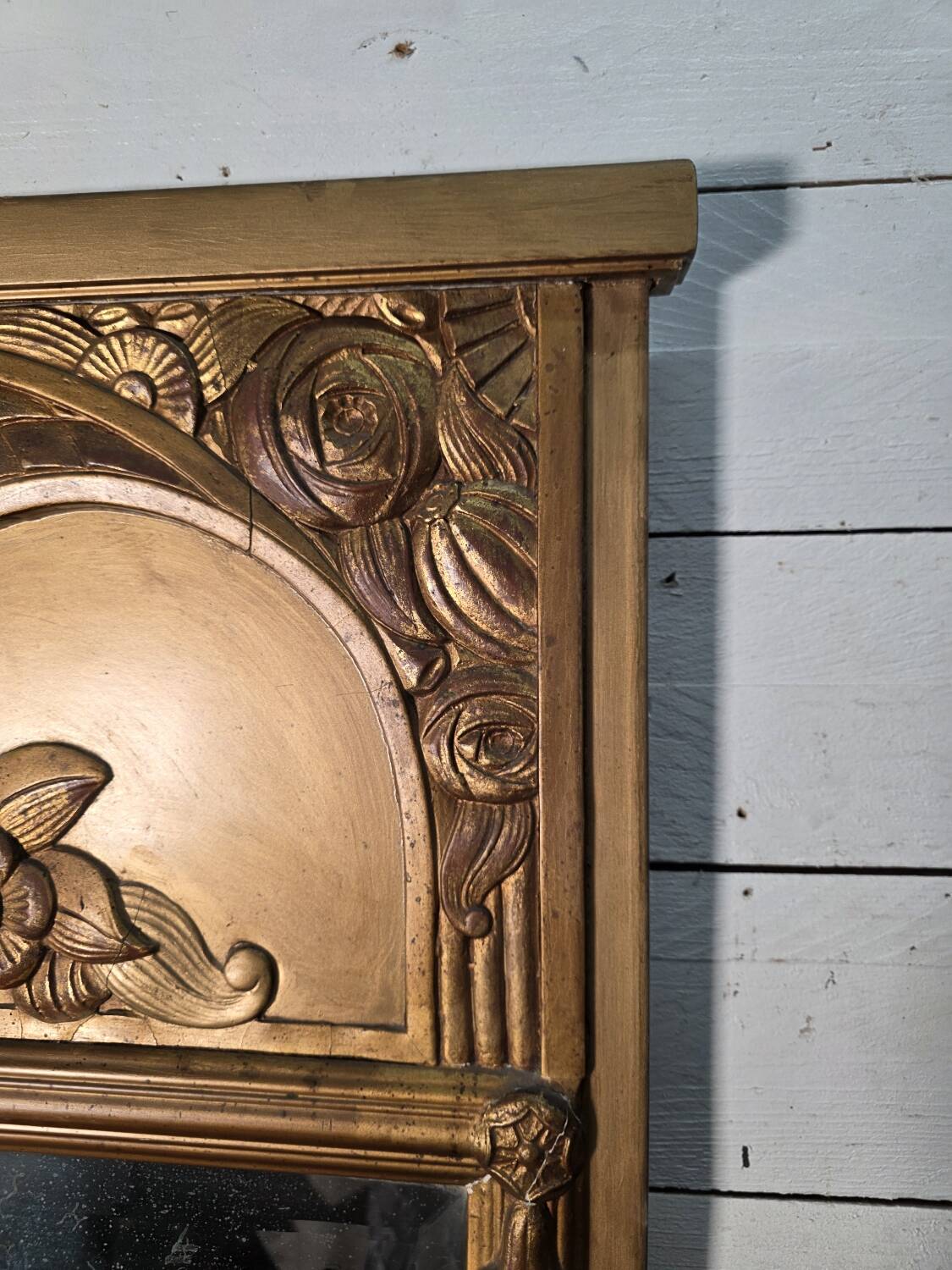 Miroir Art Déco doré années 1930 , miroir biseauté ,131cm de H