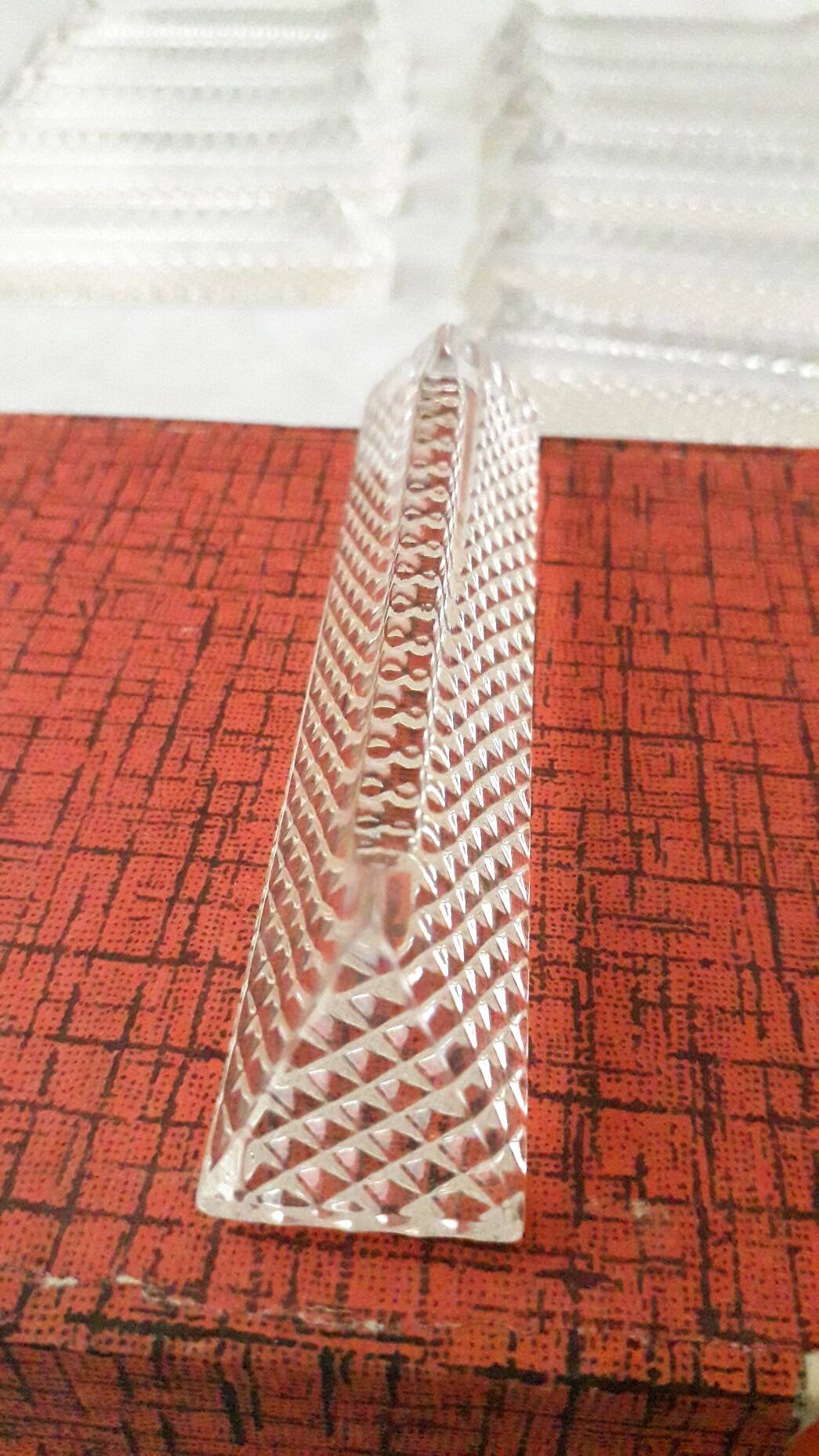 Crystal knife holder