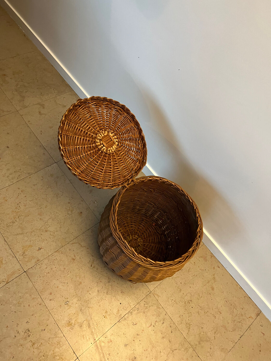 Basket stool wicker box