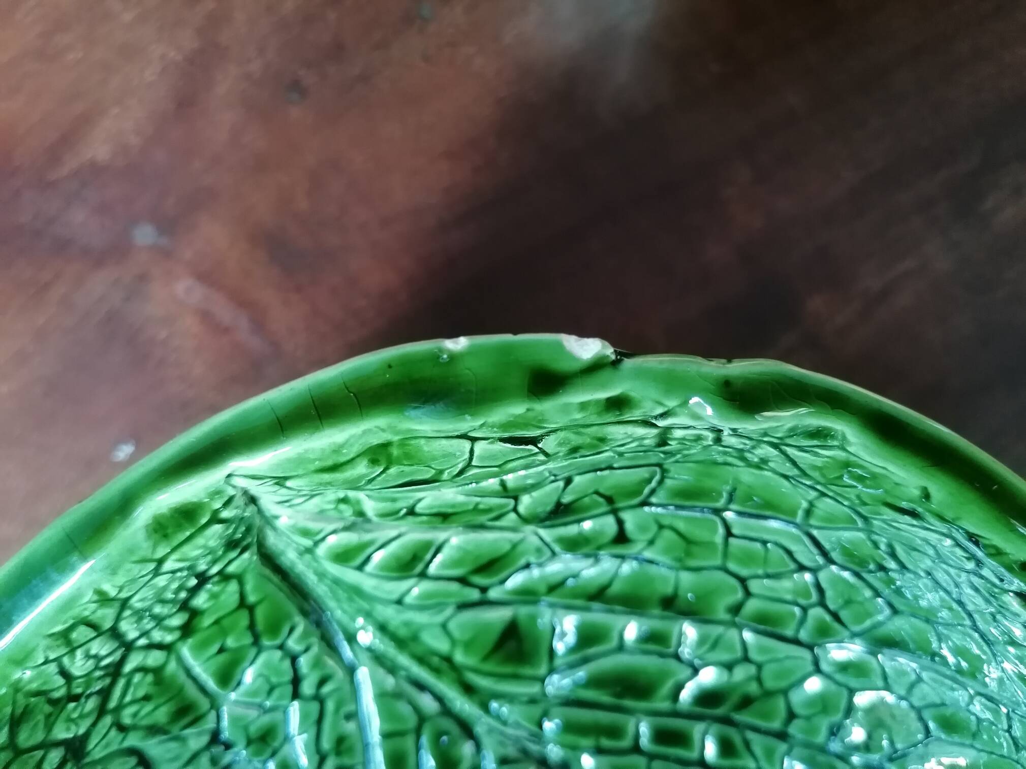 Pair of cabbage leaf-shaped serving bowls