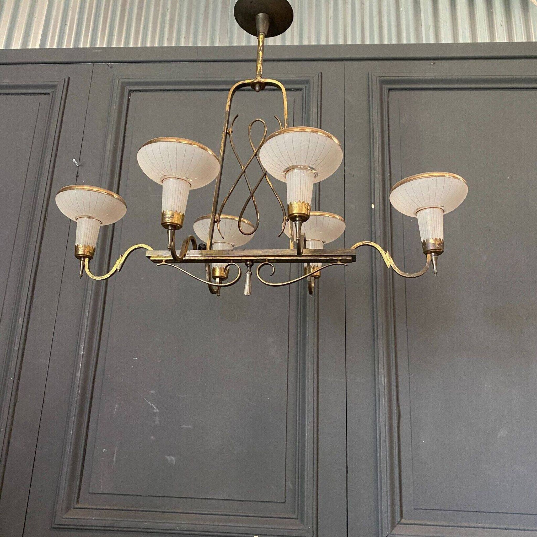 Chandelier in gilded metal 1950 6 lights cut in frosted glass