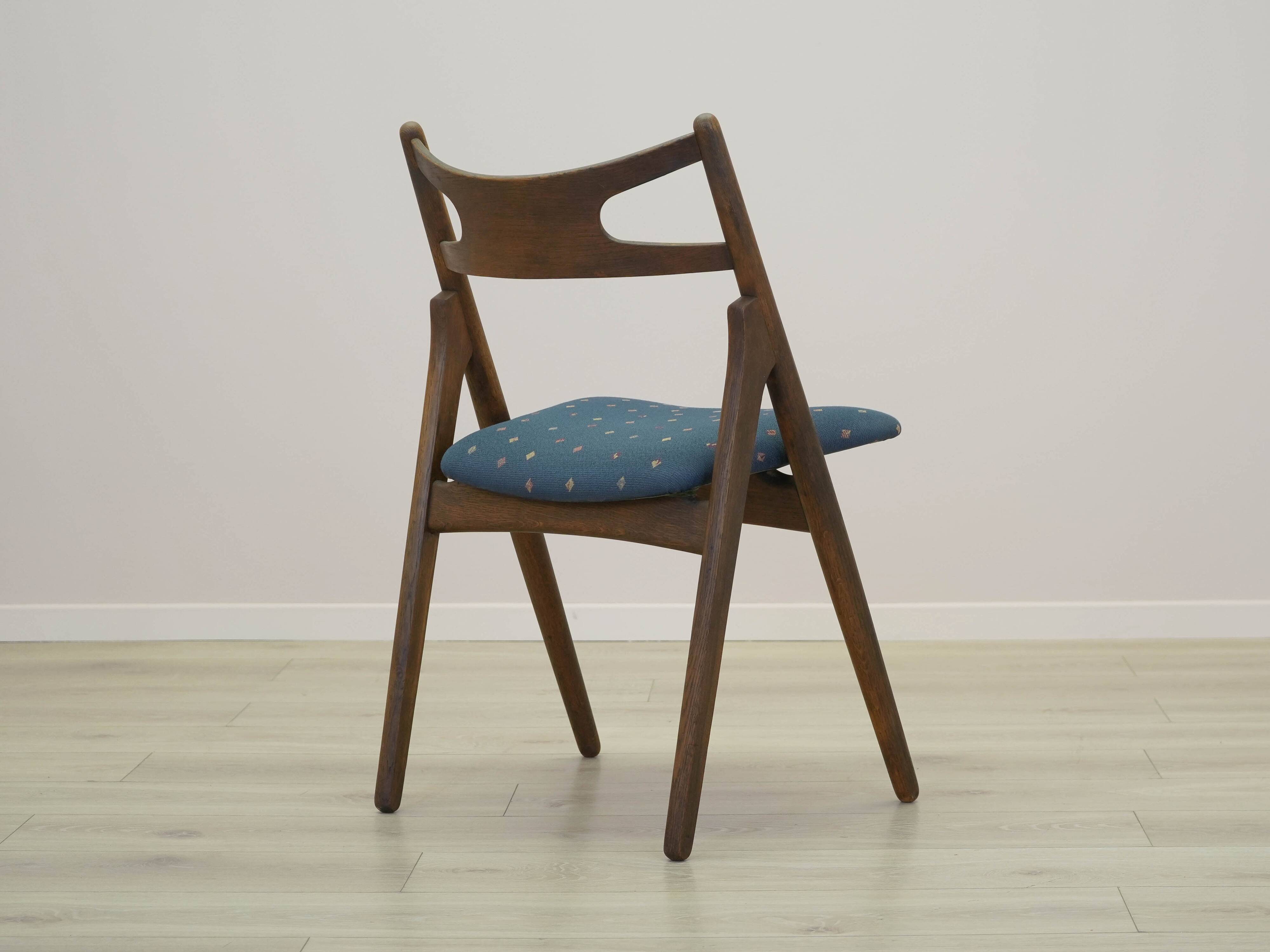 Ensemble de quatre chaises en chêne, design danois, années 1960, designer : Hans J. Wegner