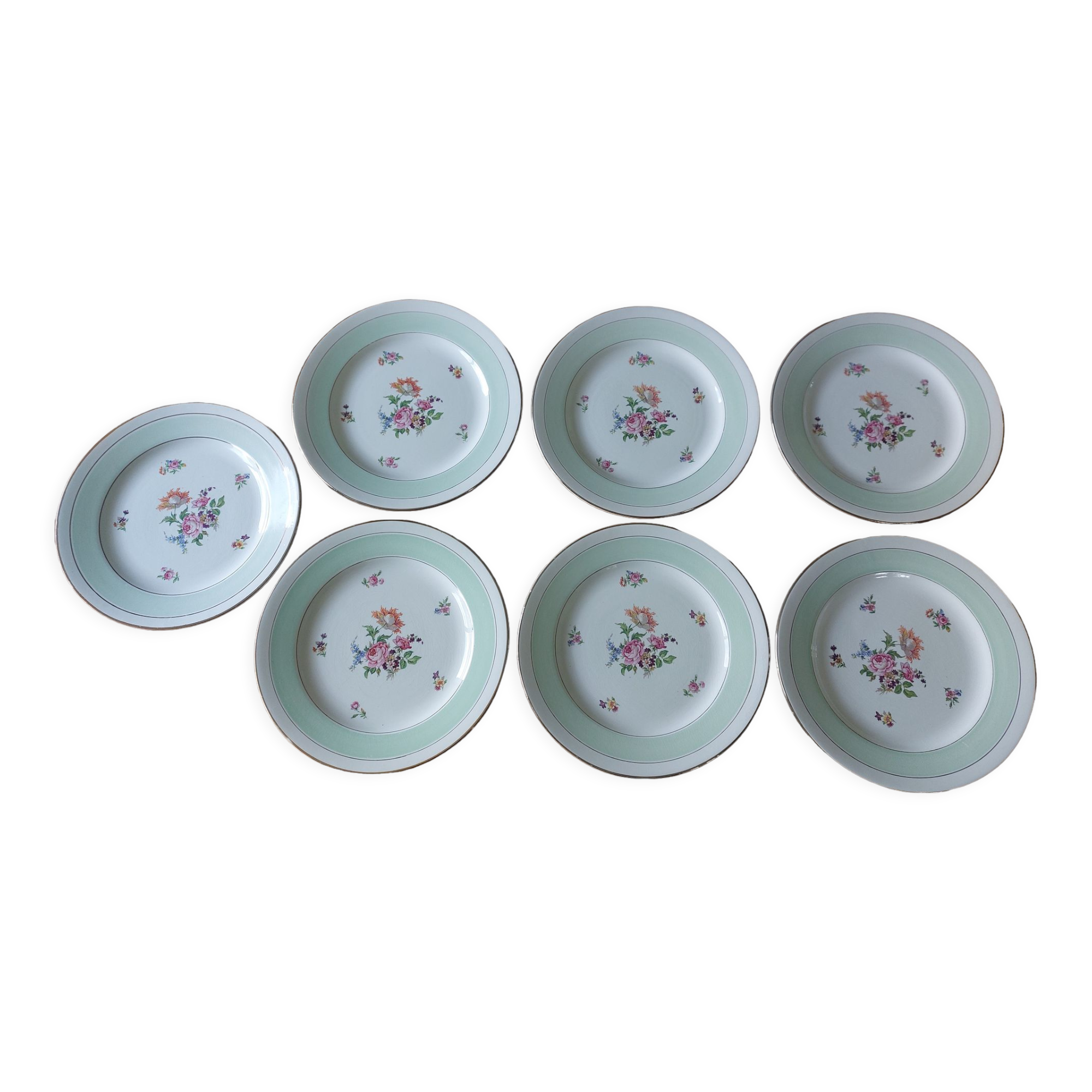 Flat almond green half-porcelain plates