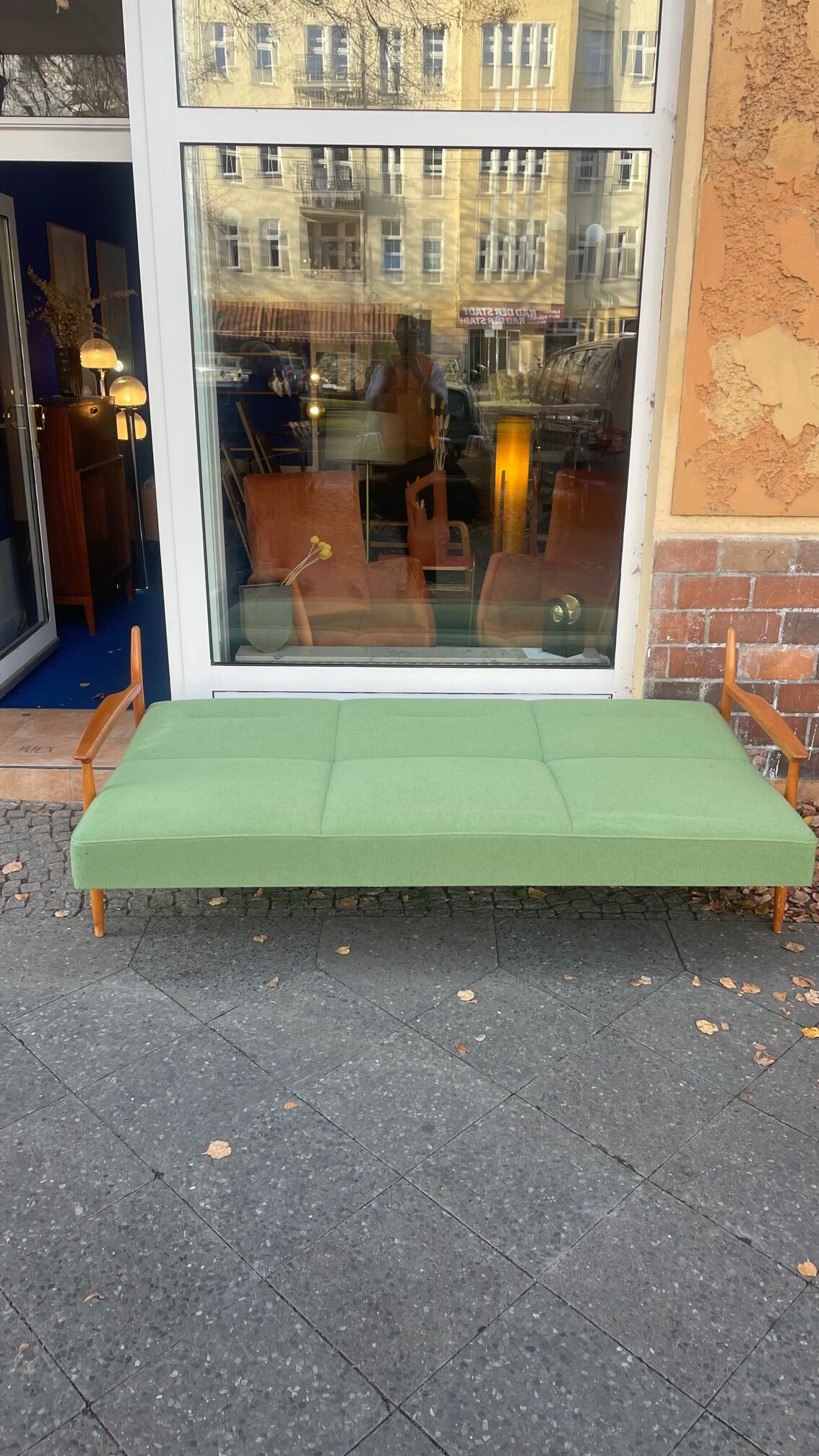 Daybed of the 60s vintage in wood and fabric