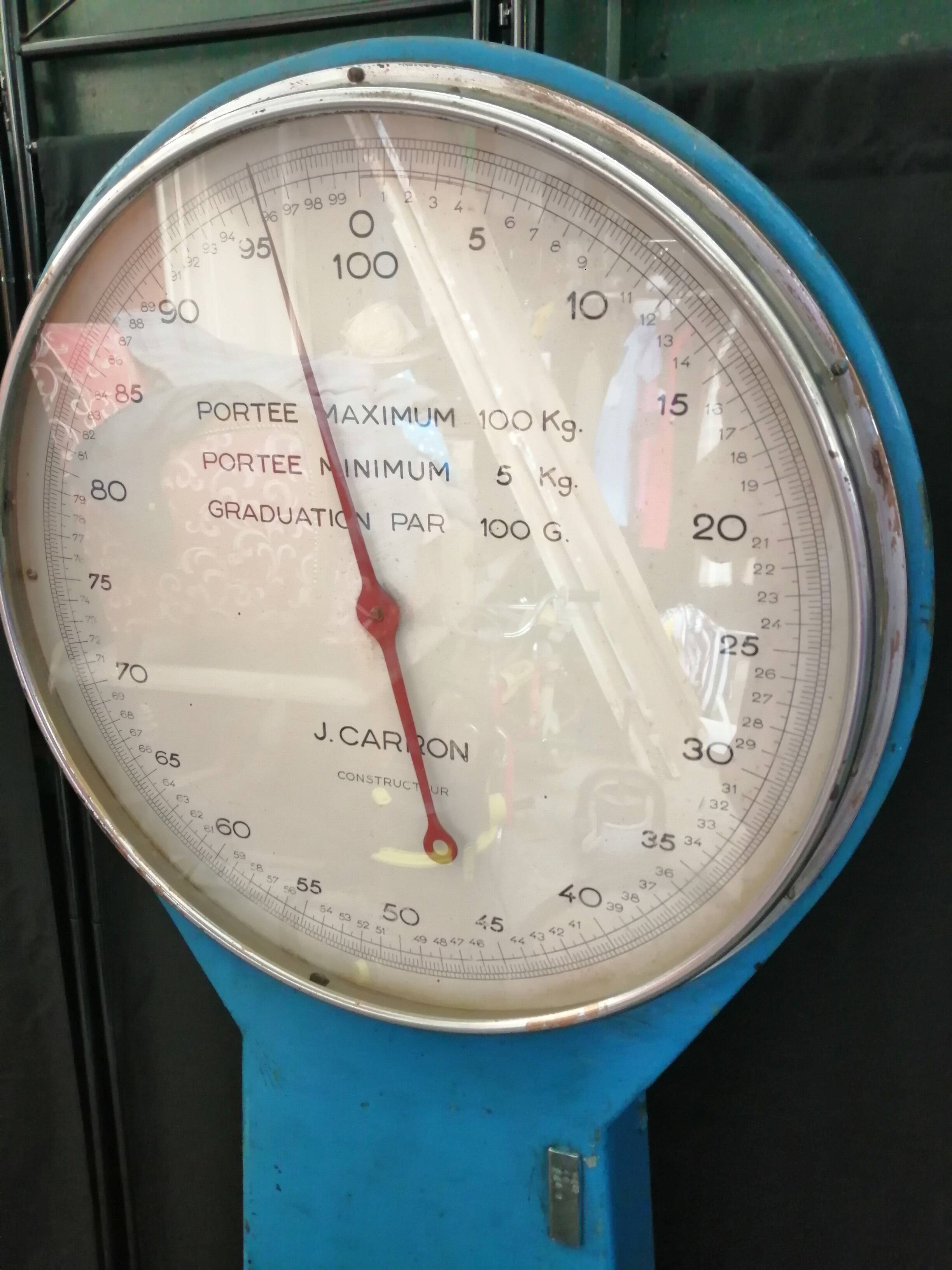 Balance j blue carron scale 100 kg 1930