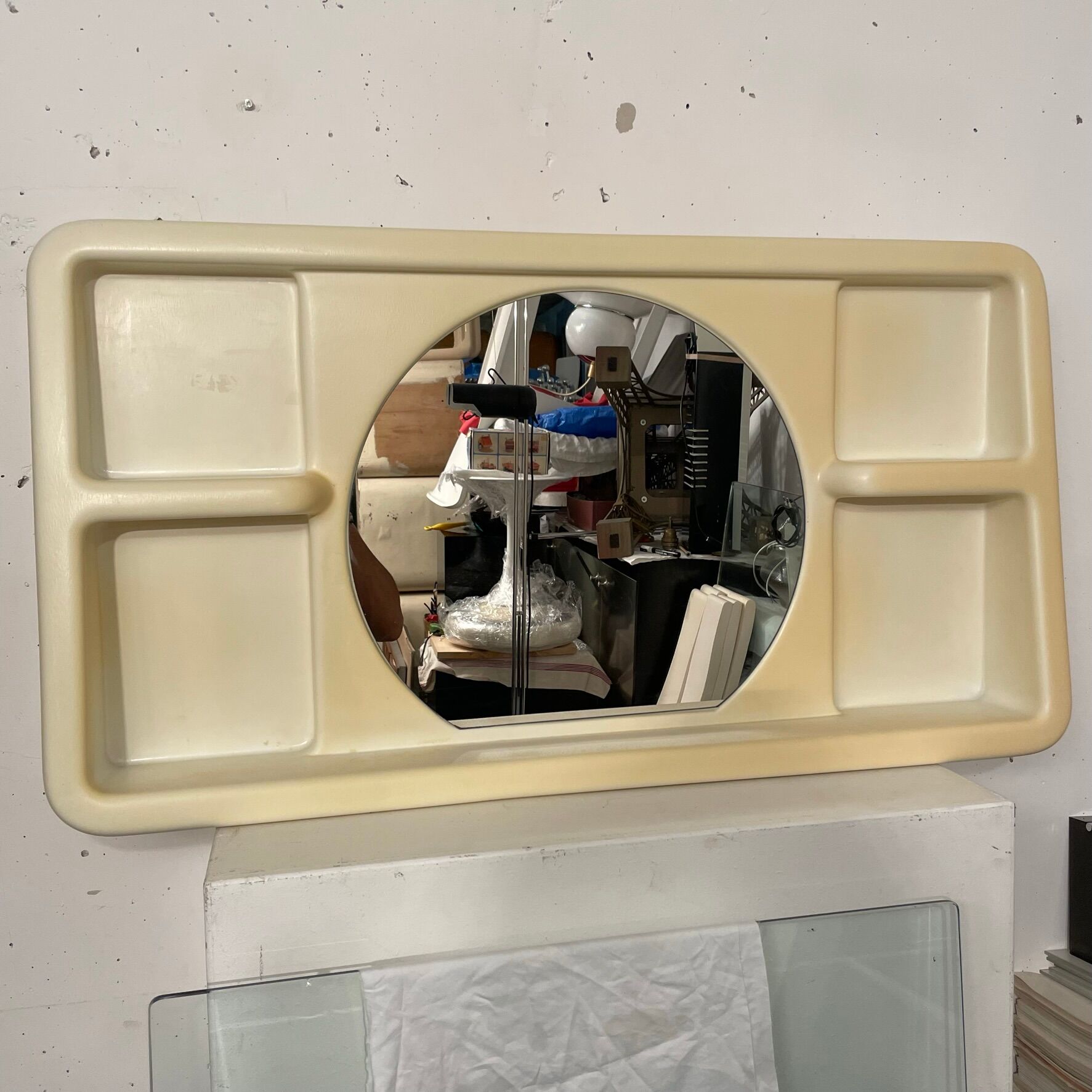 Mirror shelf, Meurop 1970