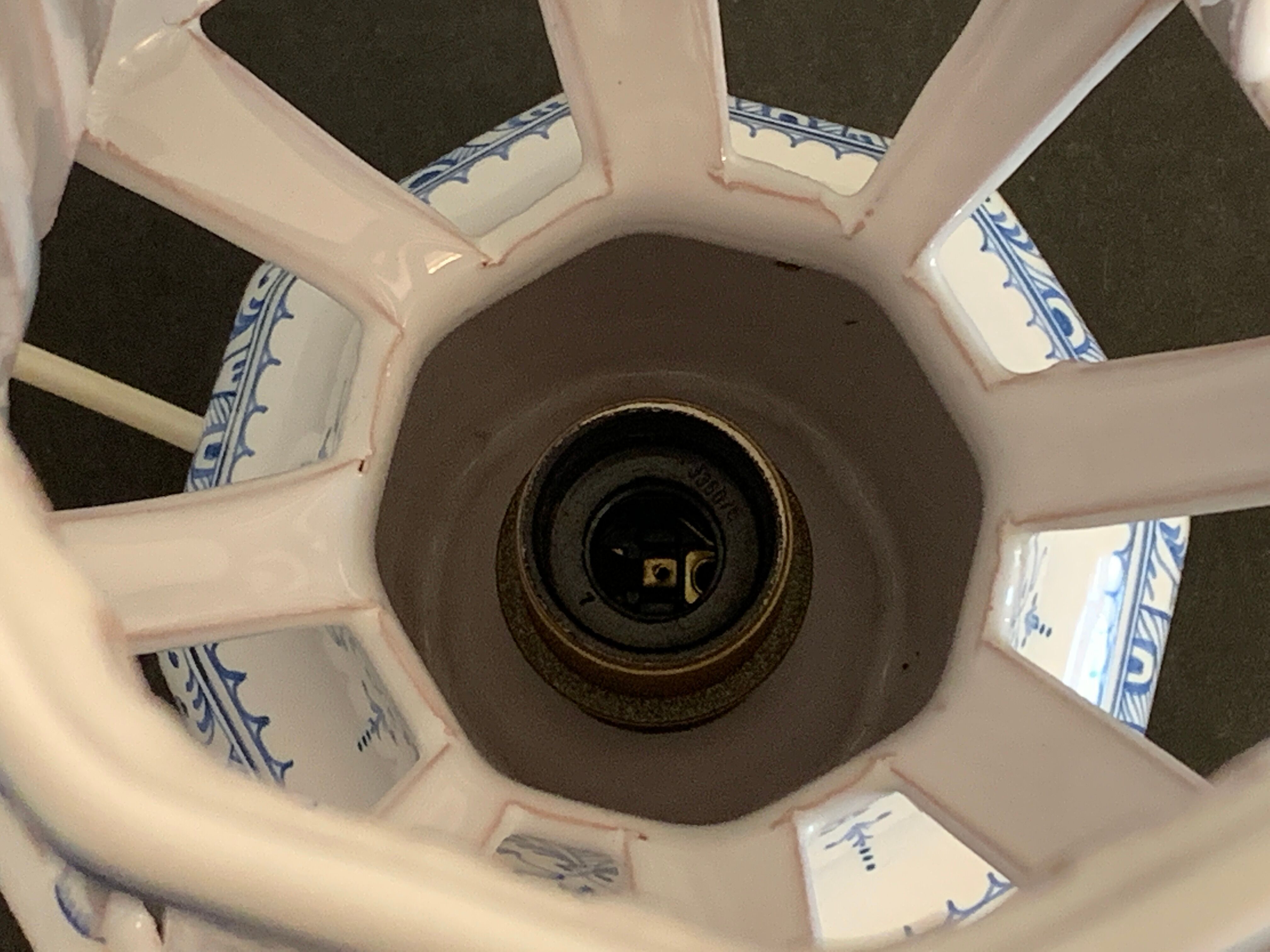 Earthenware lamp Lallier de Moustiers