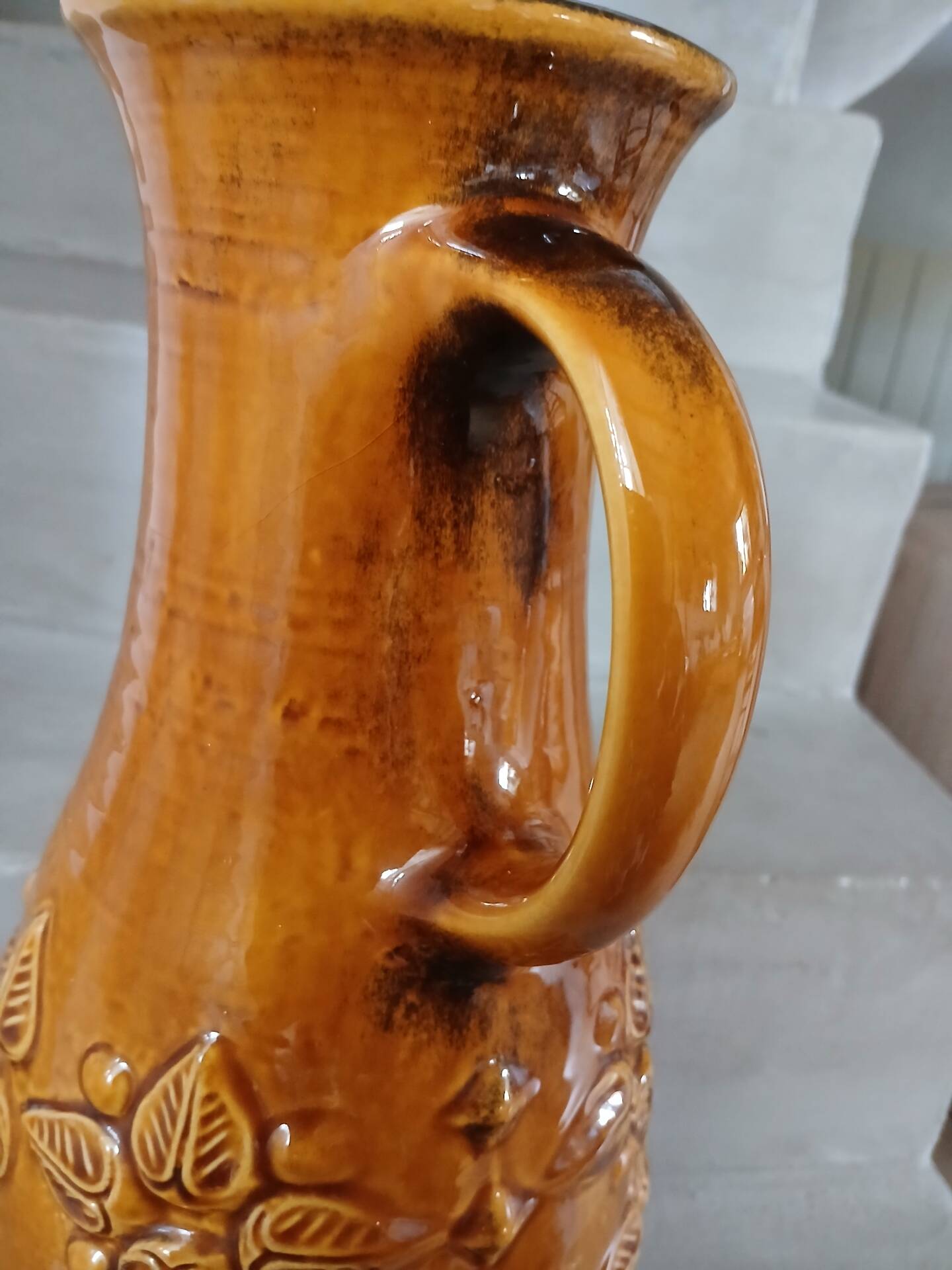 Large vase / vintage pottery