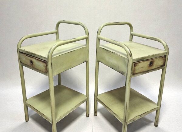 Copie de paire de chevets en métal patiné