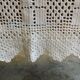 Dessus de lit / nappe / rideau ancien en crochet