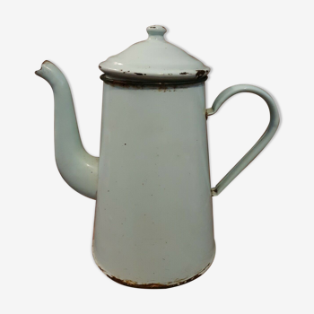 Cafetière en tôle émaillée