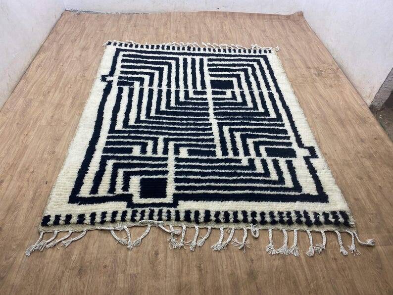 Amazing Berber Moroccan Rug