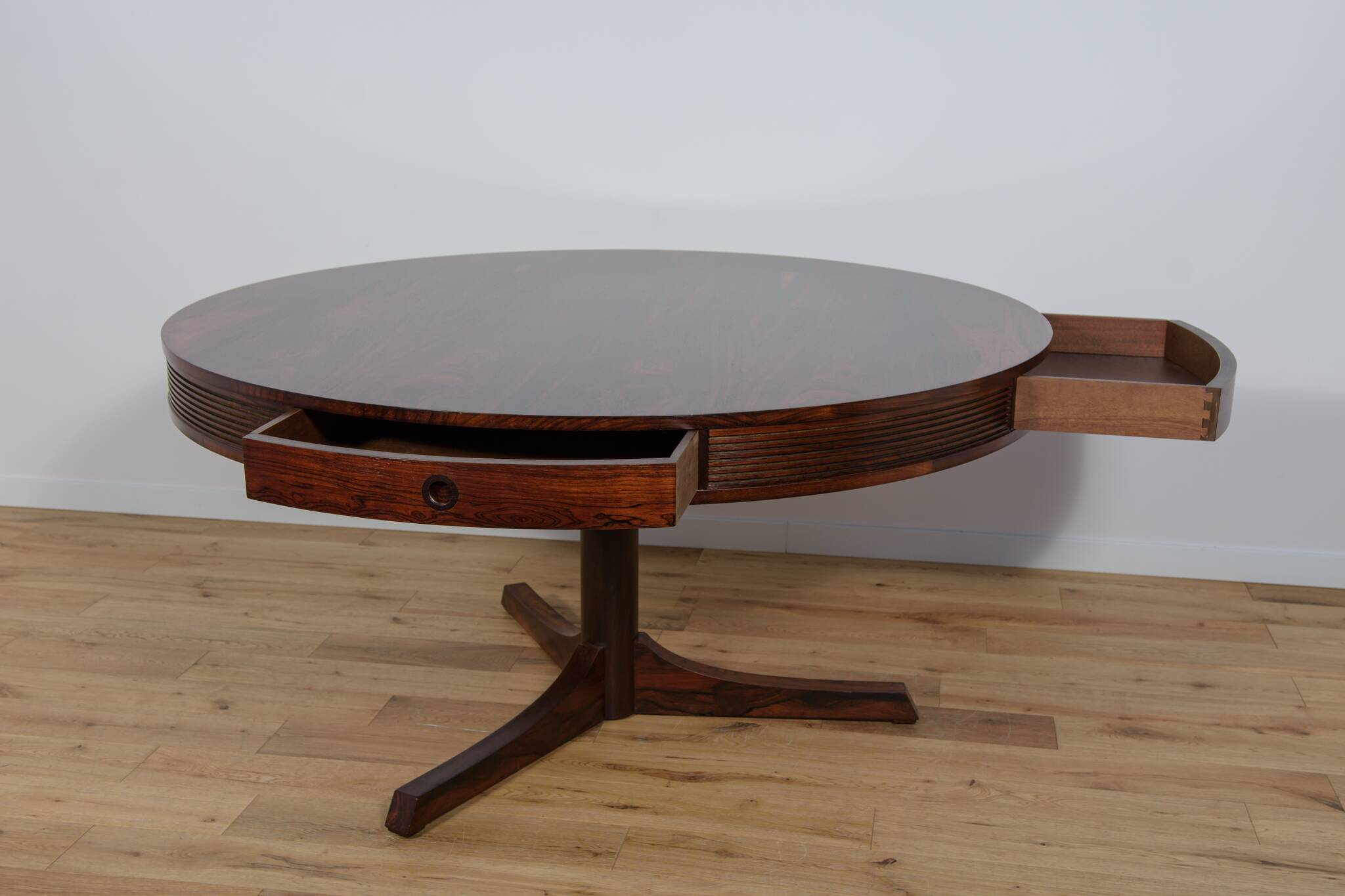 Mid Century Drum Dining Table  by Robert Heritage for Archie Shine, Great Britain, 1950s