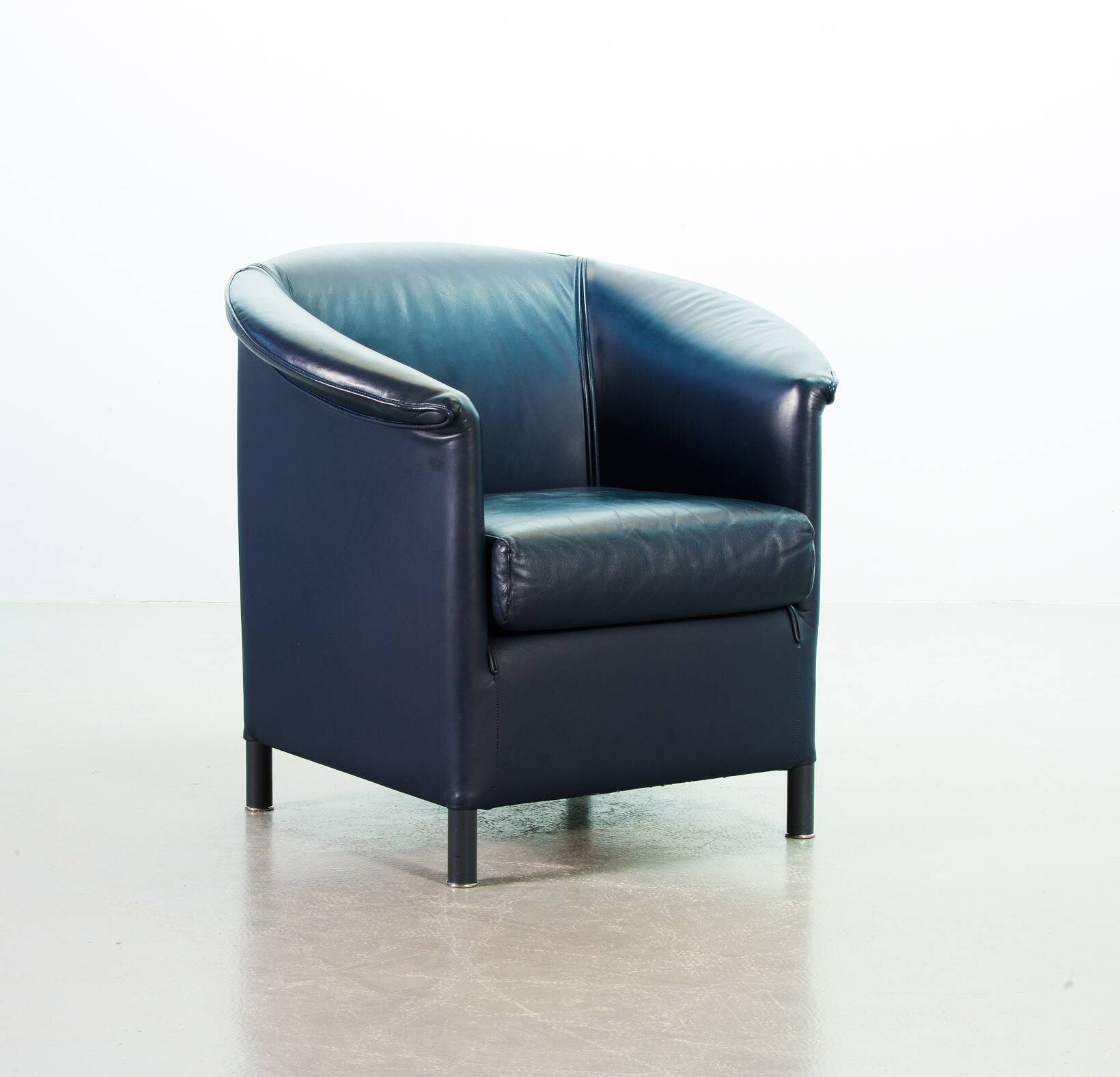 Wittmann Petrol Soft Leather Club Chair Model Aura  Designed by Paolo Piva