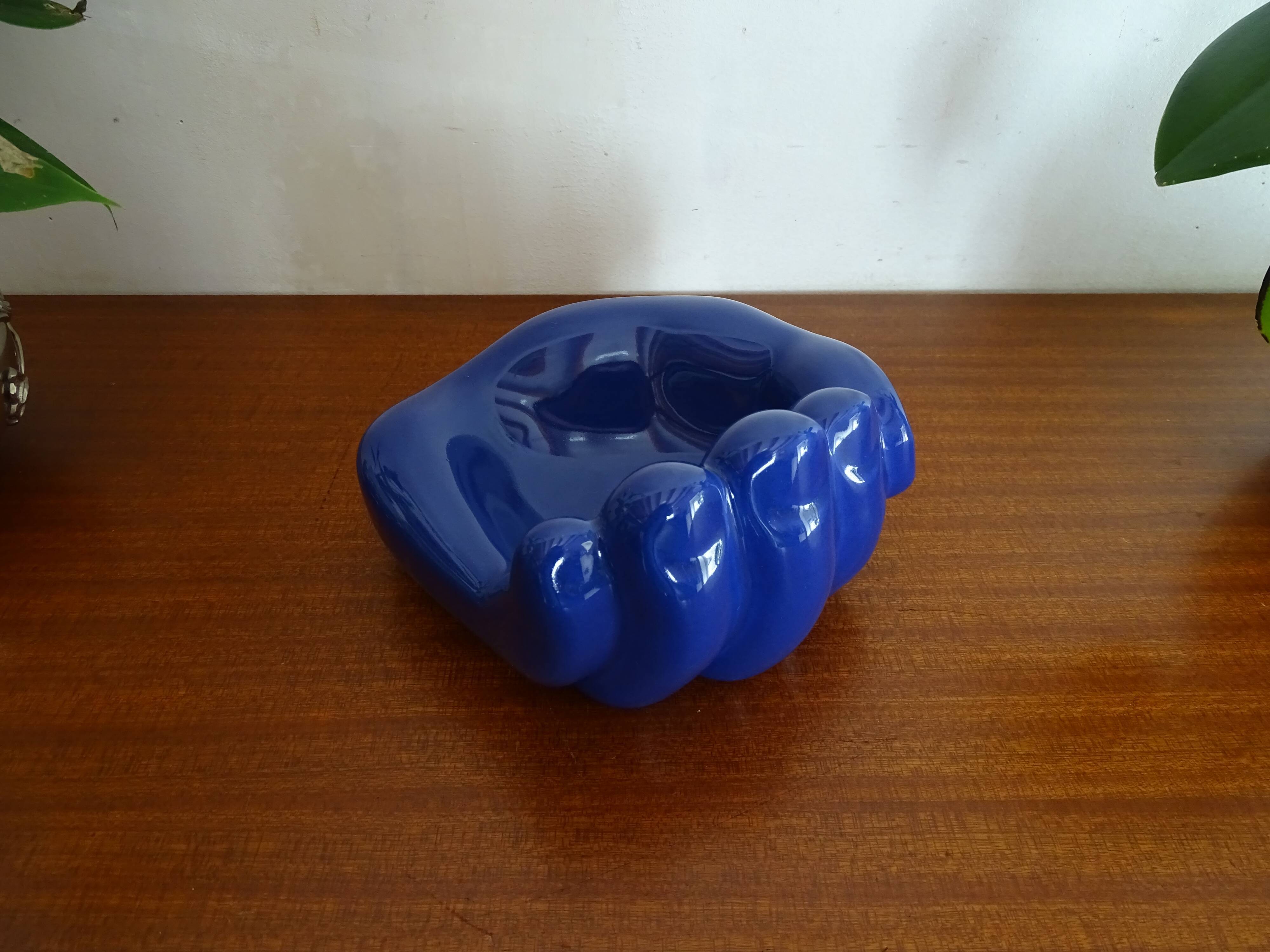 Empty hand pocket giant ceramic blue vintage