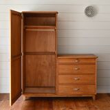 Asymmetrical cabinet