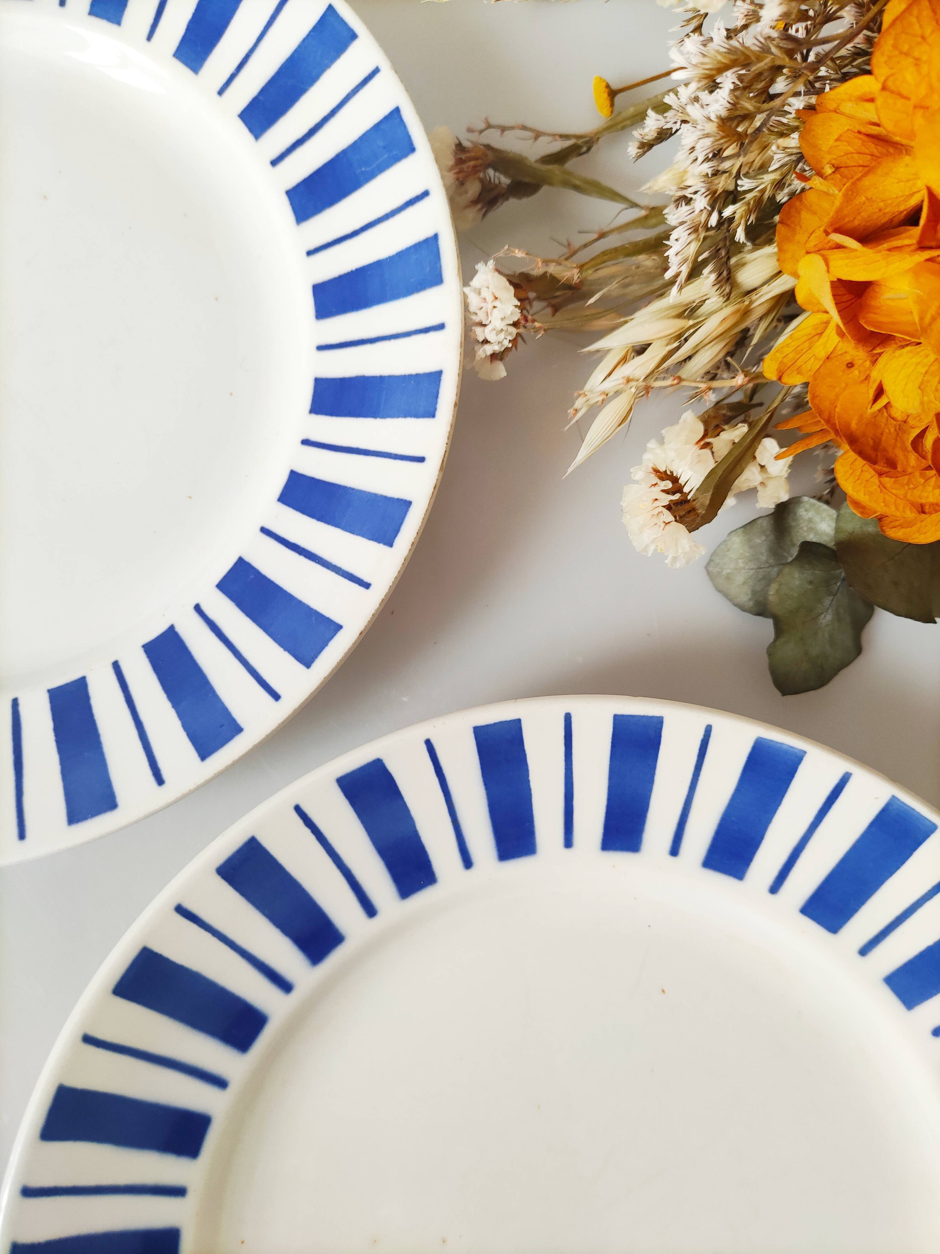 Set of 4 antique porcelain plates