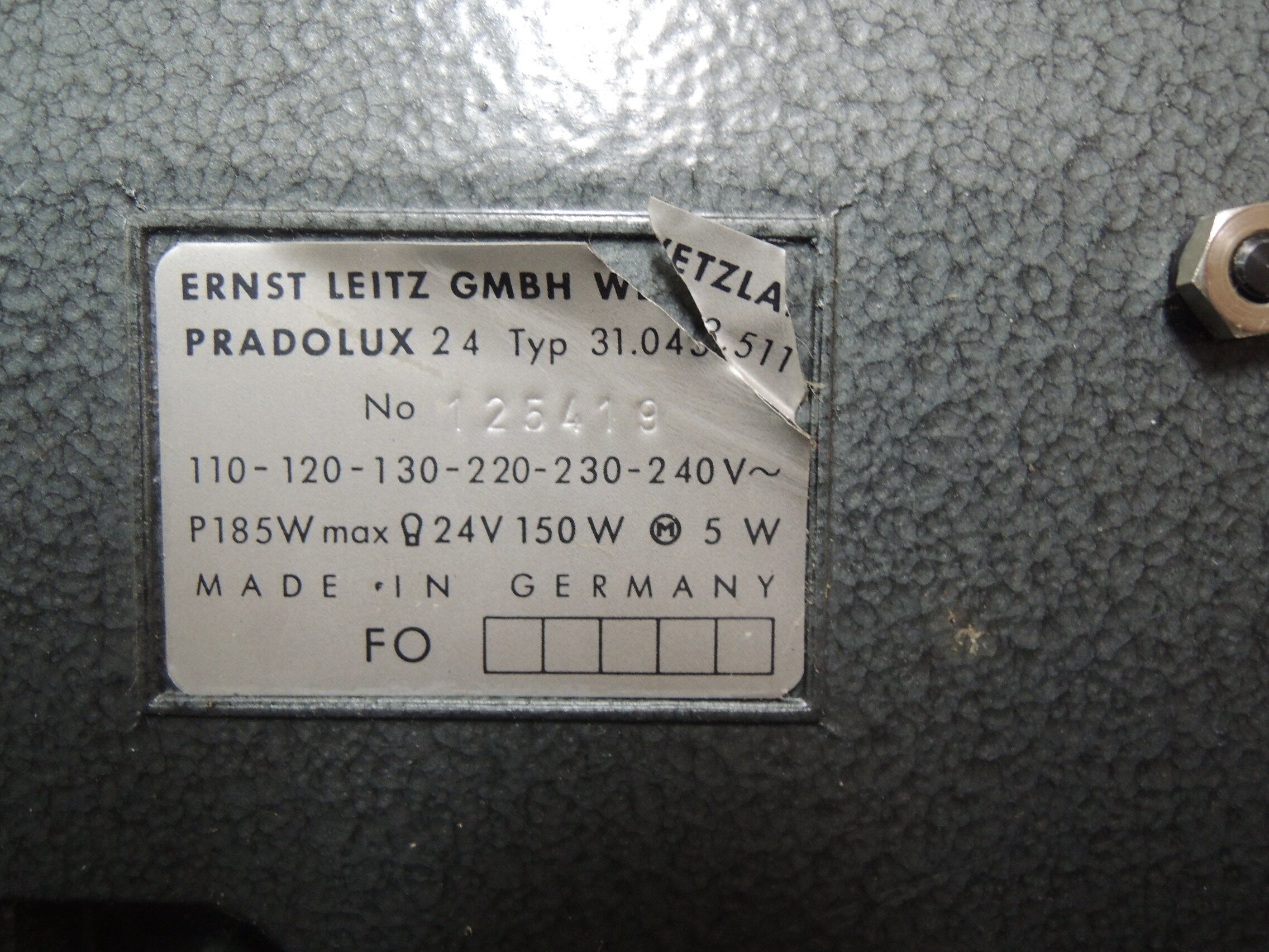 Leica slide projector