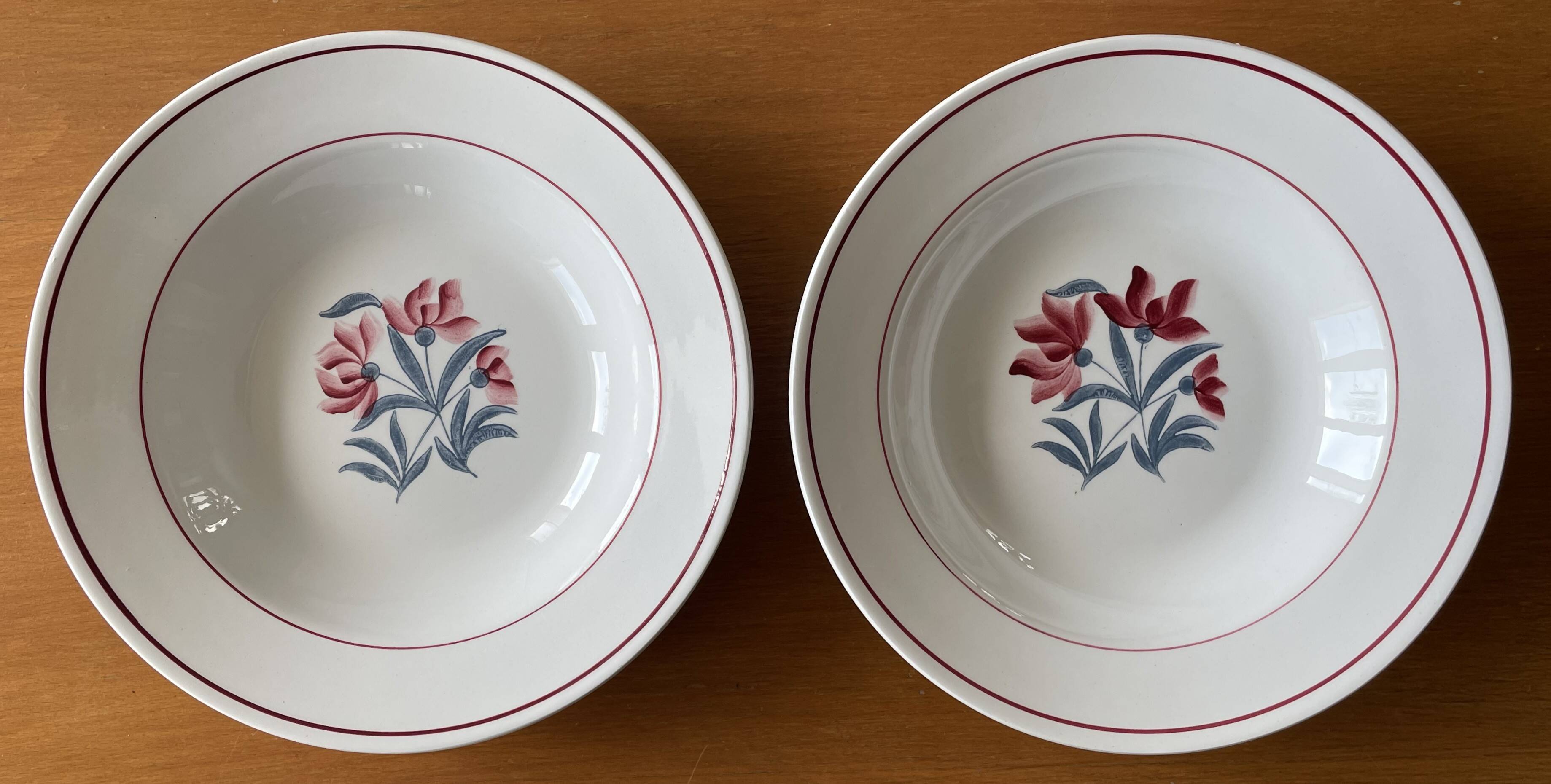 7 antique deep plates in Saint-Amand earthenware (Nord)
