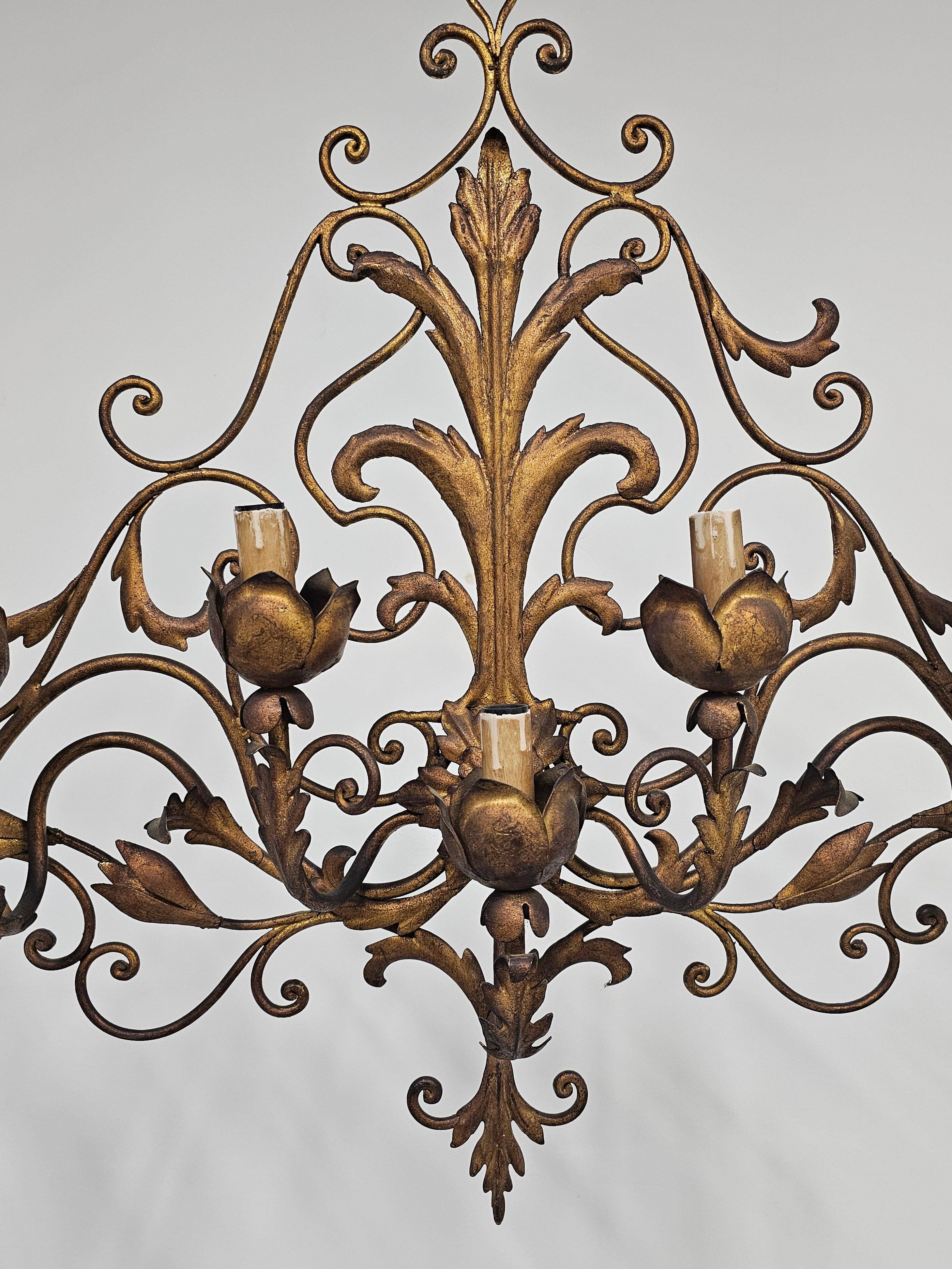 Extra-large wall light with 7 arms, gold metal, acanthus leaf pattern, Palladio.