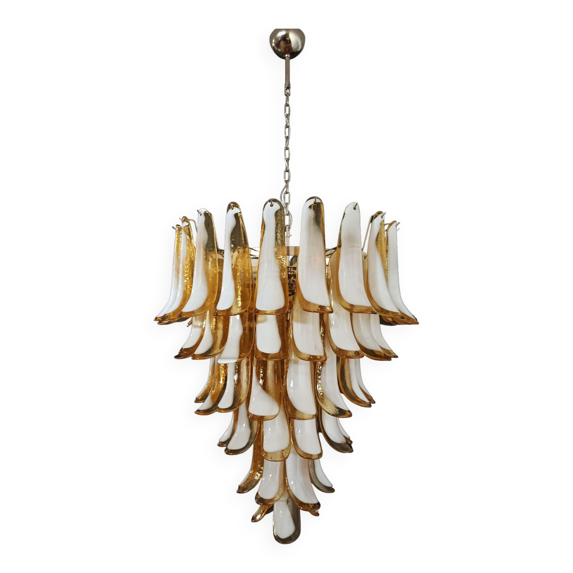 Vintage chandelier 70s italian, 75 petals in murano glass caramel