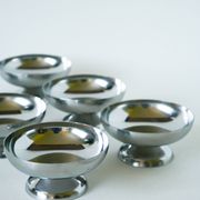 Set of 6 stainless steel ice cream bowls, wide base, Design, 1970 - 4.2 x 9 cm