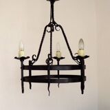 Lustre rustique français vintage forgé à la main en fer forgé noir à 3 lumières 4484
