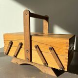 Wooden sewing box - worker