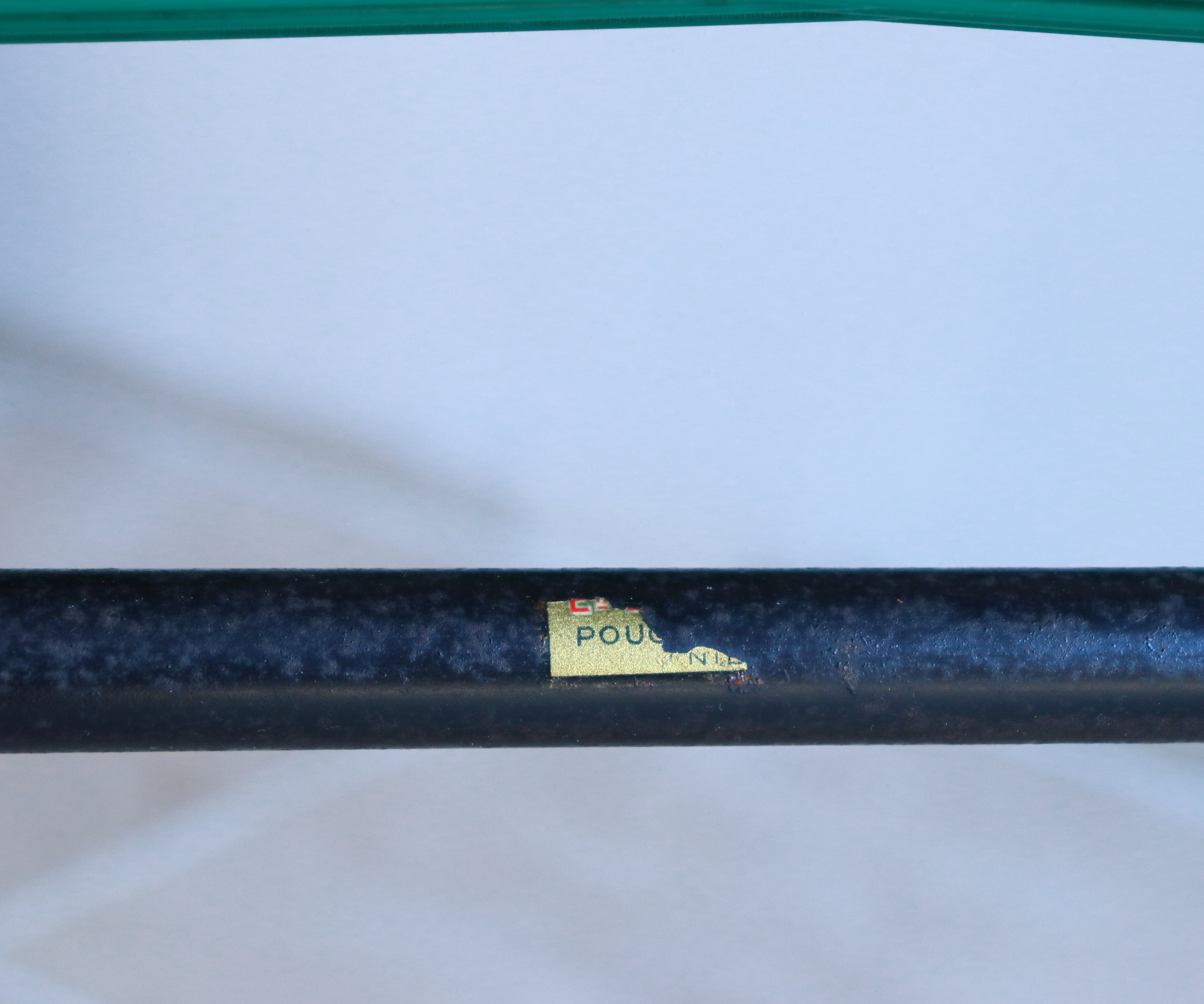 Metal and scoubidou green garden chair