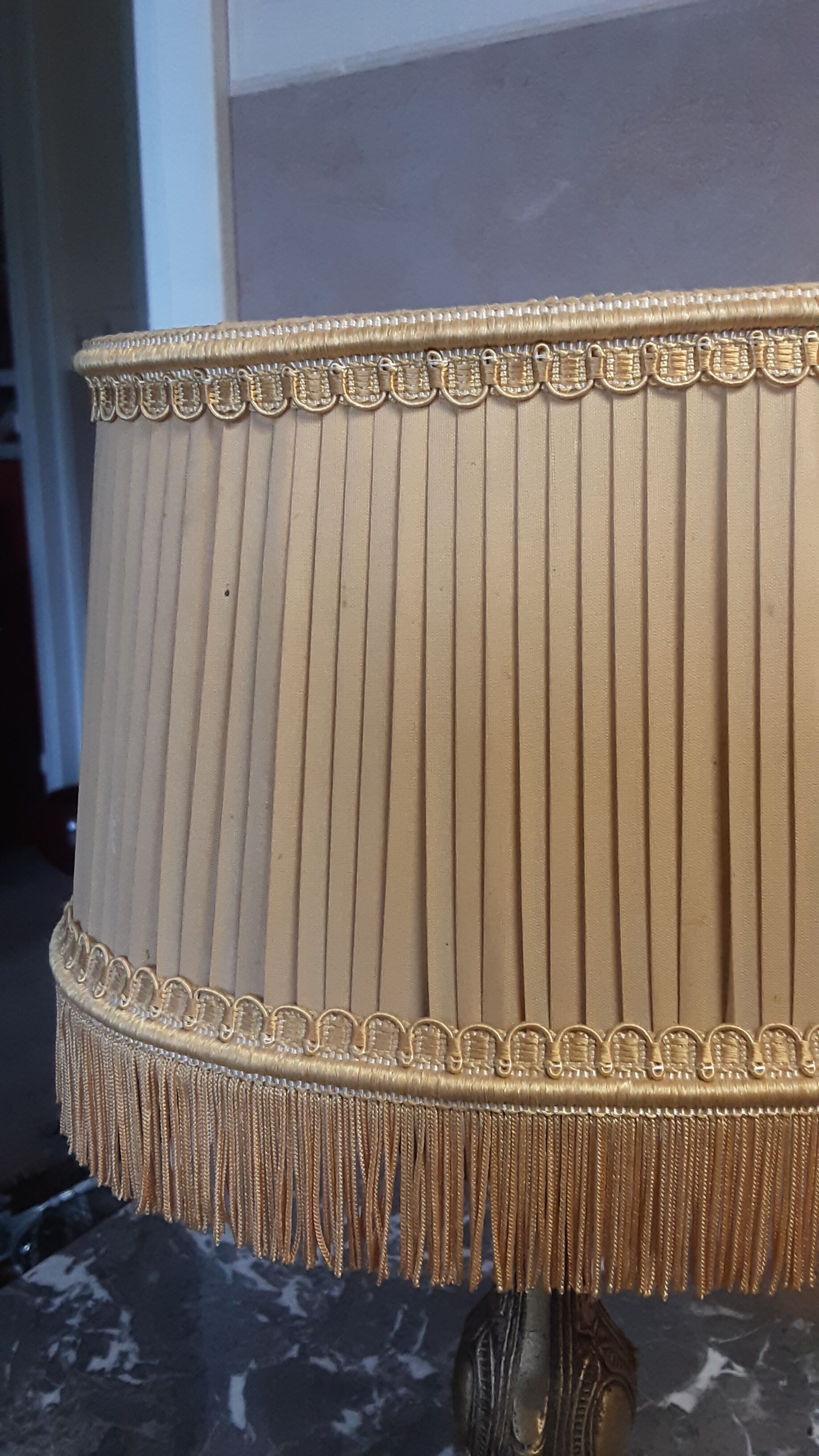Bronze foot bedside lamp - old