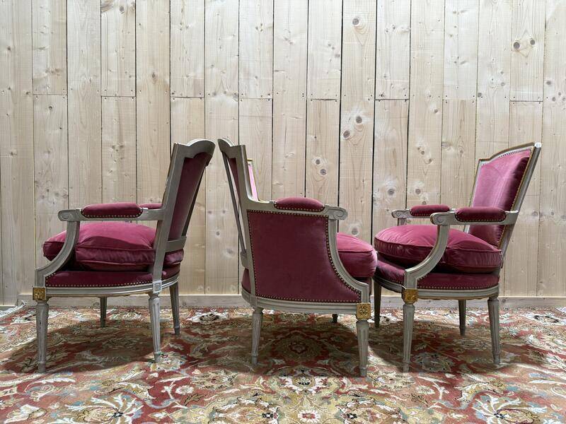 Paire de fauteuils et bergère et style Louis XVI