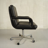 Leather armchair Mobilier International, 1970